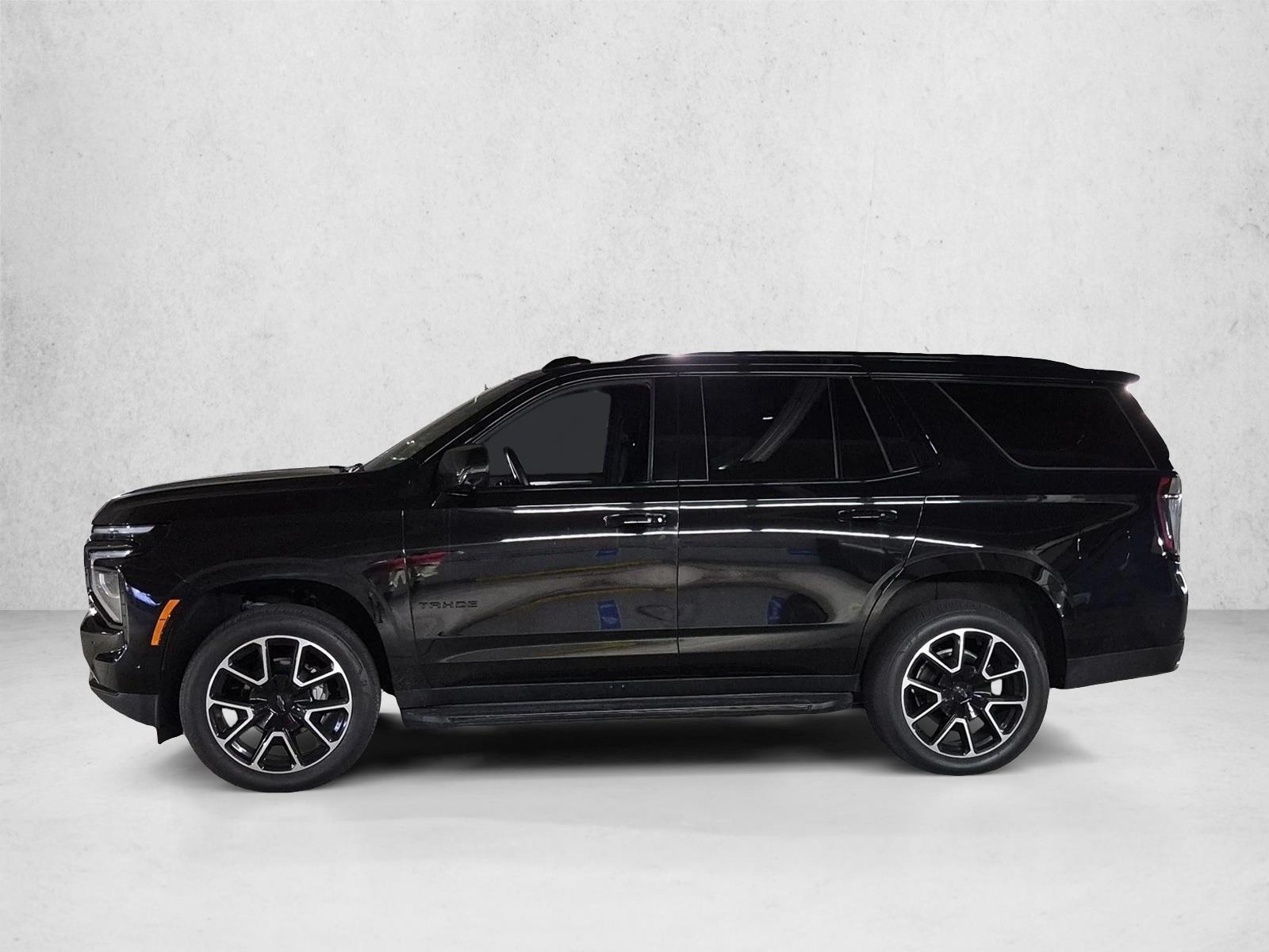 Thumbnail: 2025 Chevrolet Tahoe - 2