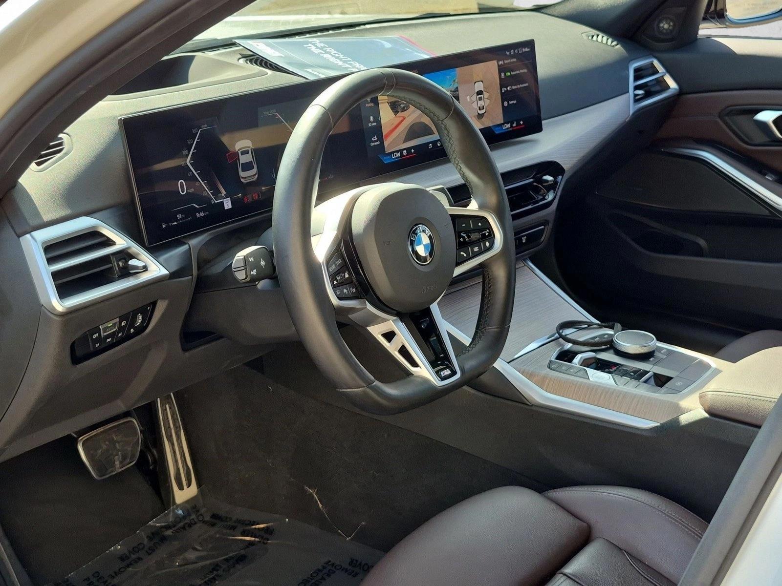 Thumbnail: 2025 BMW 3 Series - 3