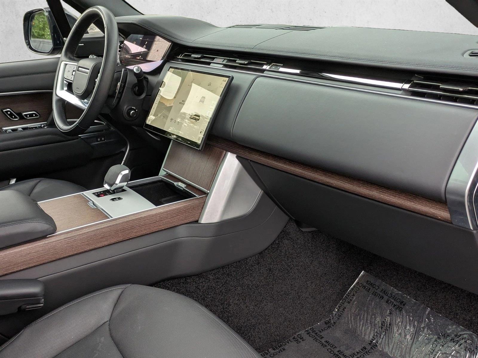 2024 Land Rover Range Rover SE - Photo 23