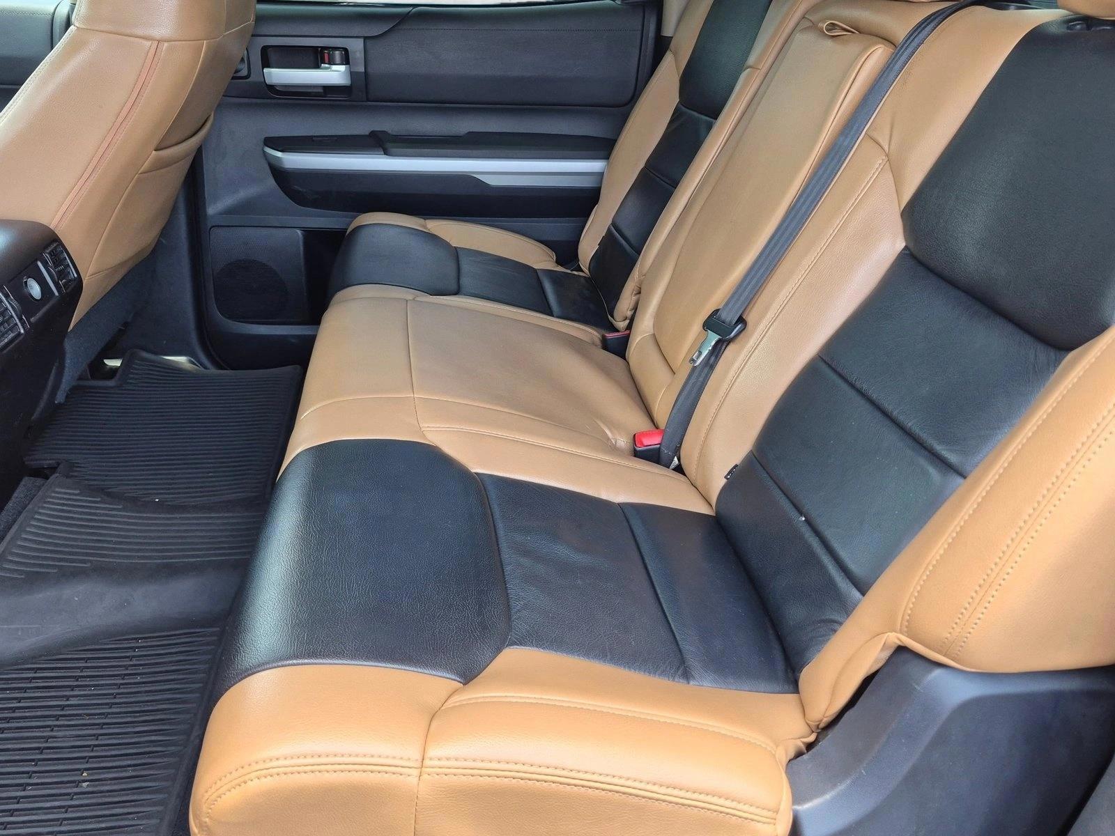 2016 Toyota Tundra SR5 - Photo 16