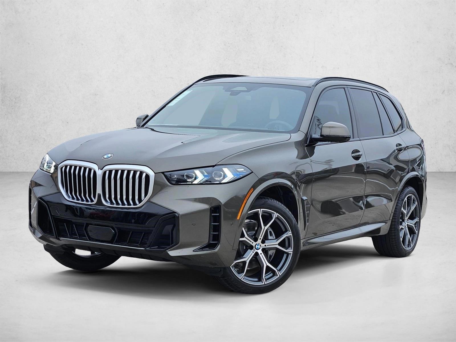 Thumbnail: 2026 BMW X5 - 1