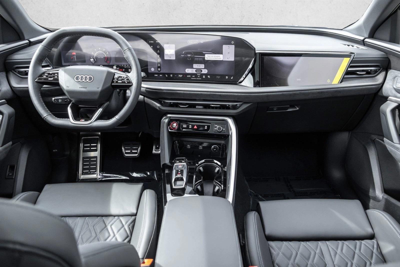 Thumbnail: 2026 Audi SQ5 - 3