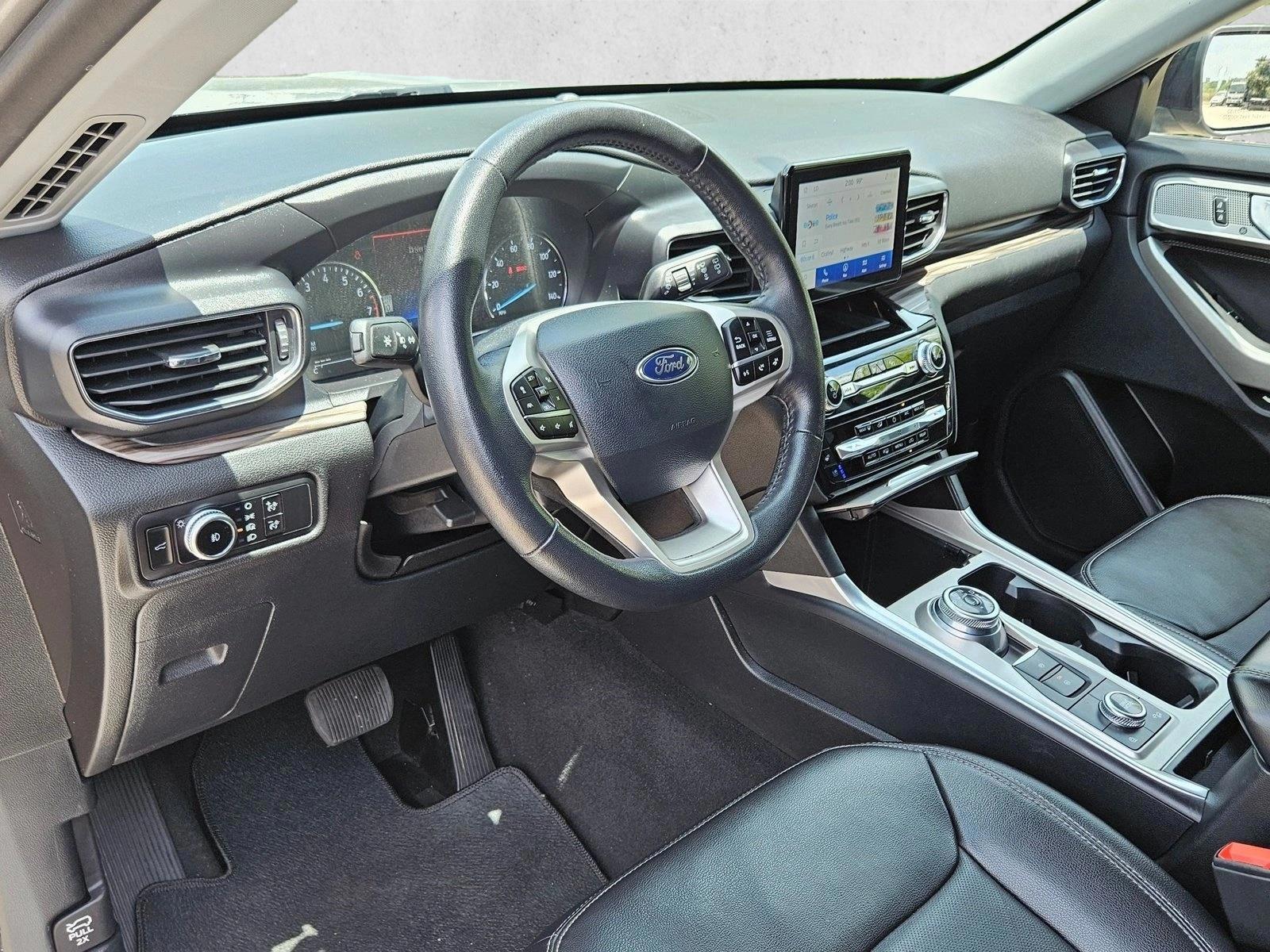 Thumbnail: 2023 Ford Explorer - 3