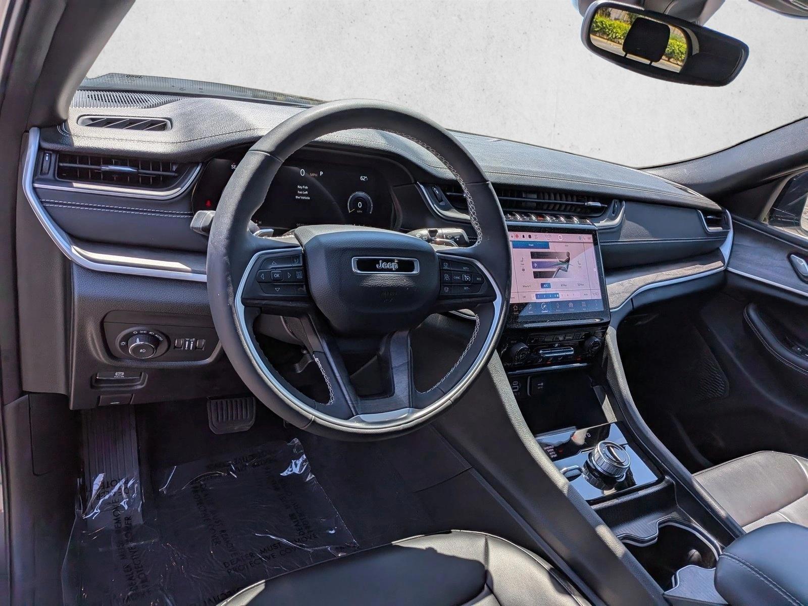 Thumbnail: 2025 Jeep Grand Cherokee L - 3