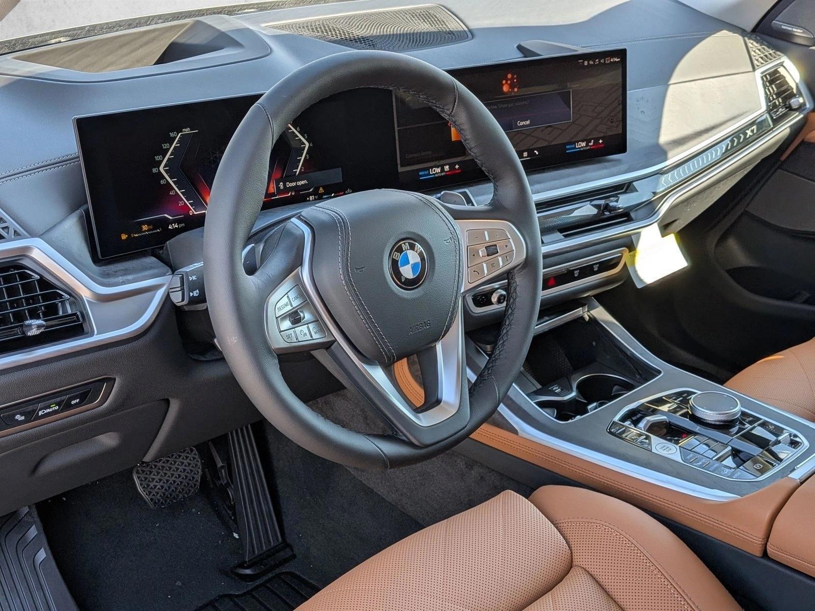 Thumbnail: 2026 BMW X7 - 3