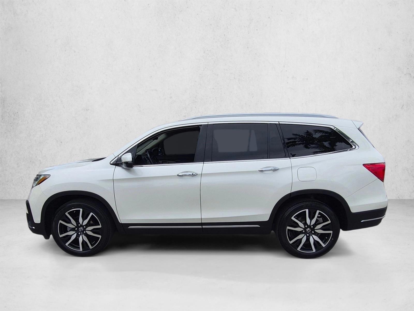 Thumbnail: 2019 Honda Pilot - 2