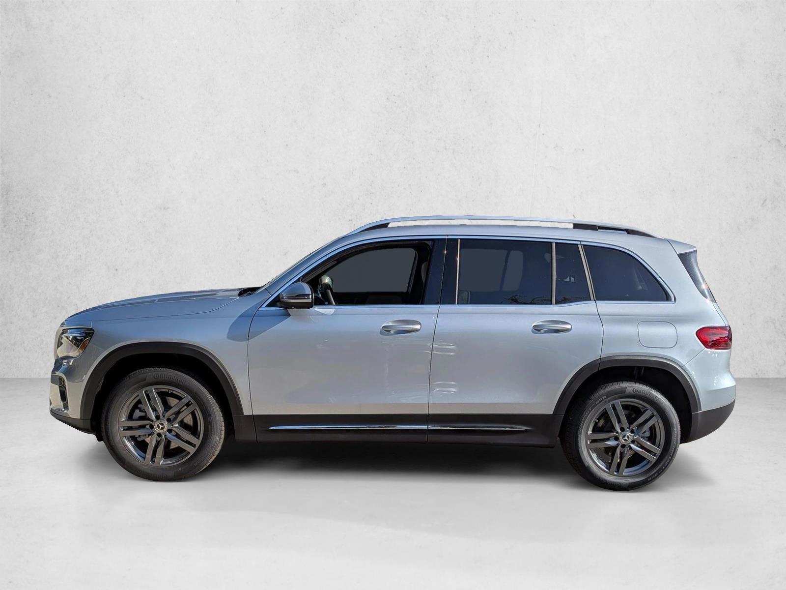 Thumbnail: 2026 Mercedes-Benz GLB - 2