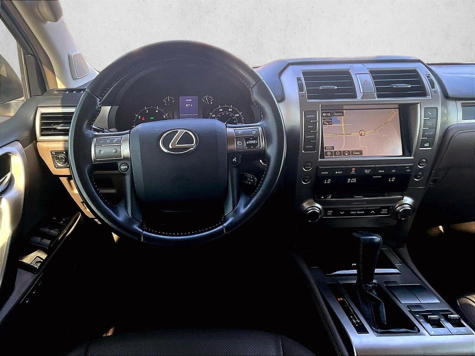Thumbnail: 2018 Lexus GX - 3