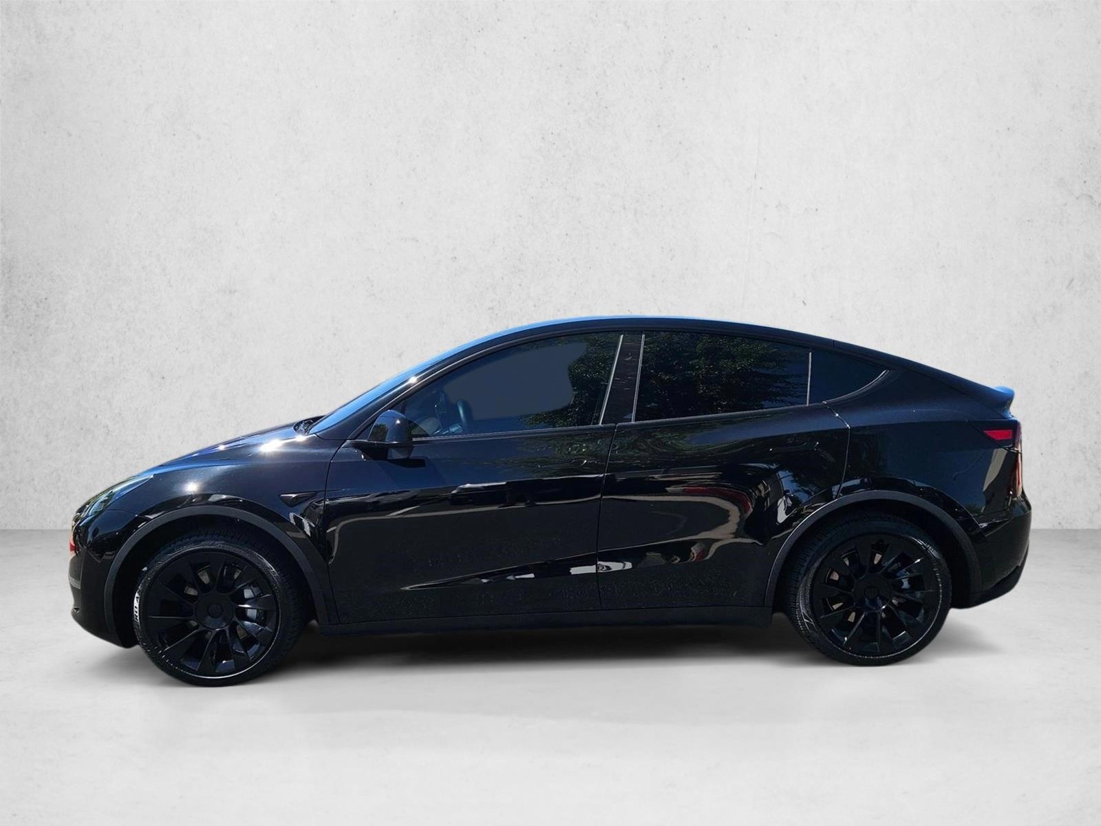 Thumbnail: 2023 Tesla Model Y - 2