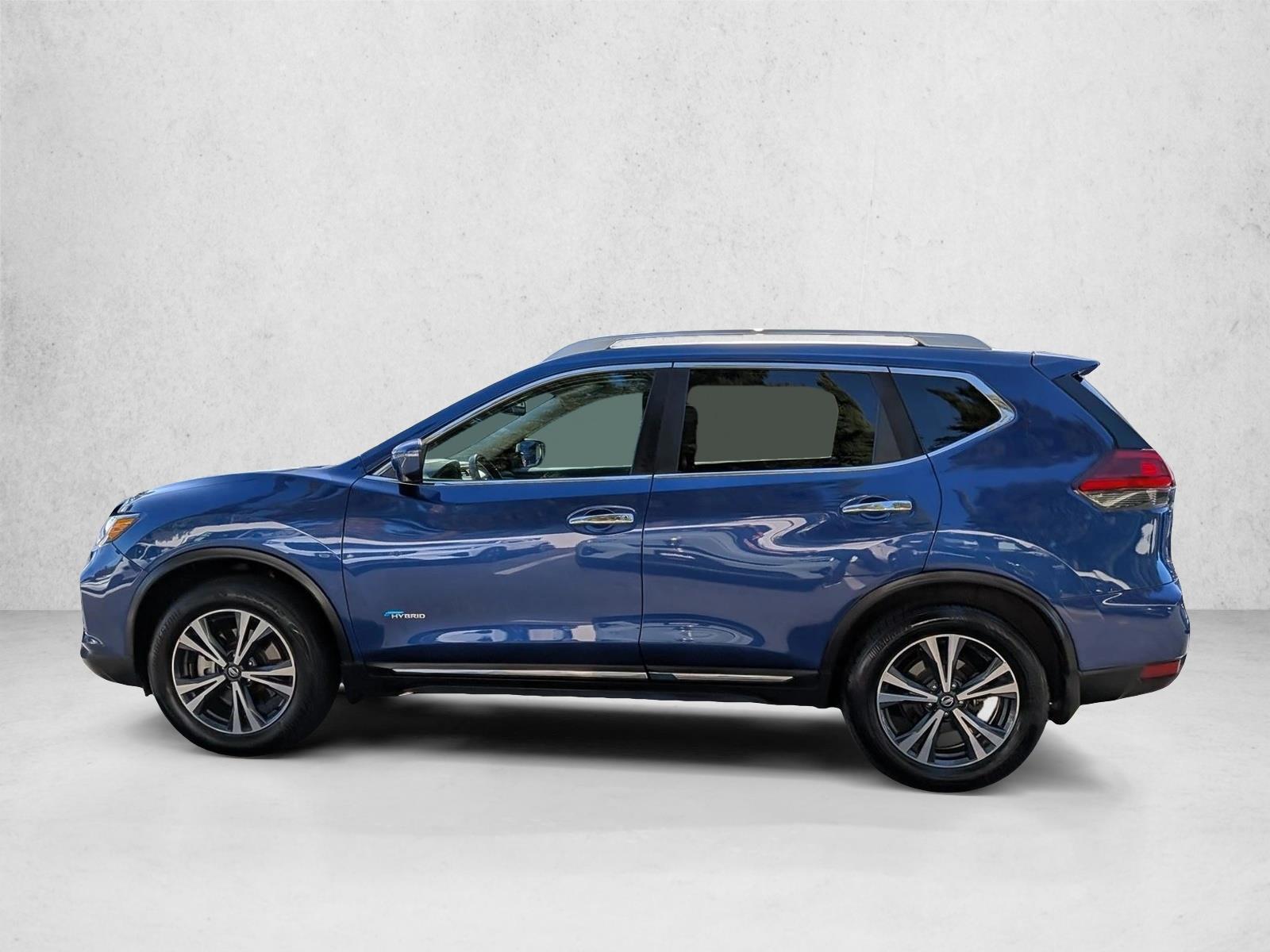 Thumbnail: 2017 Nissan Rogue - 2