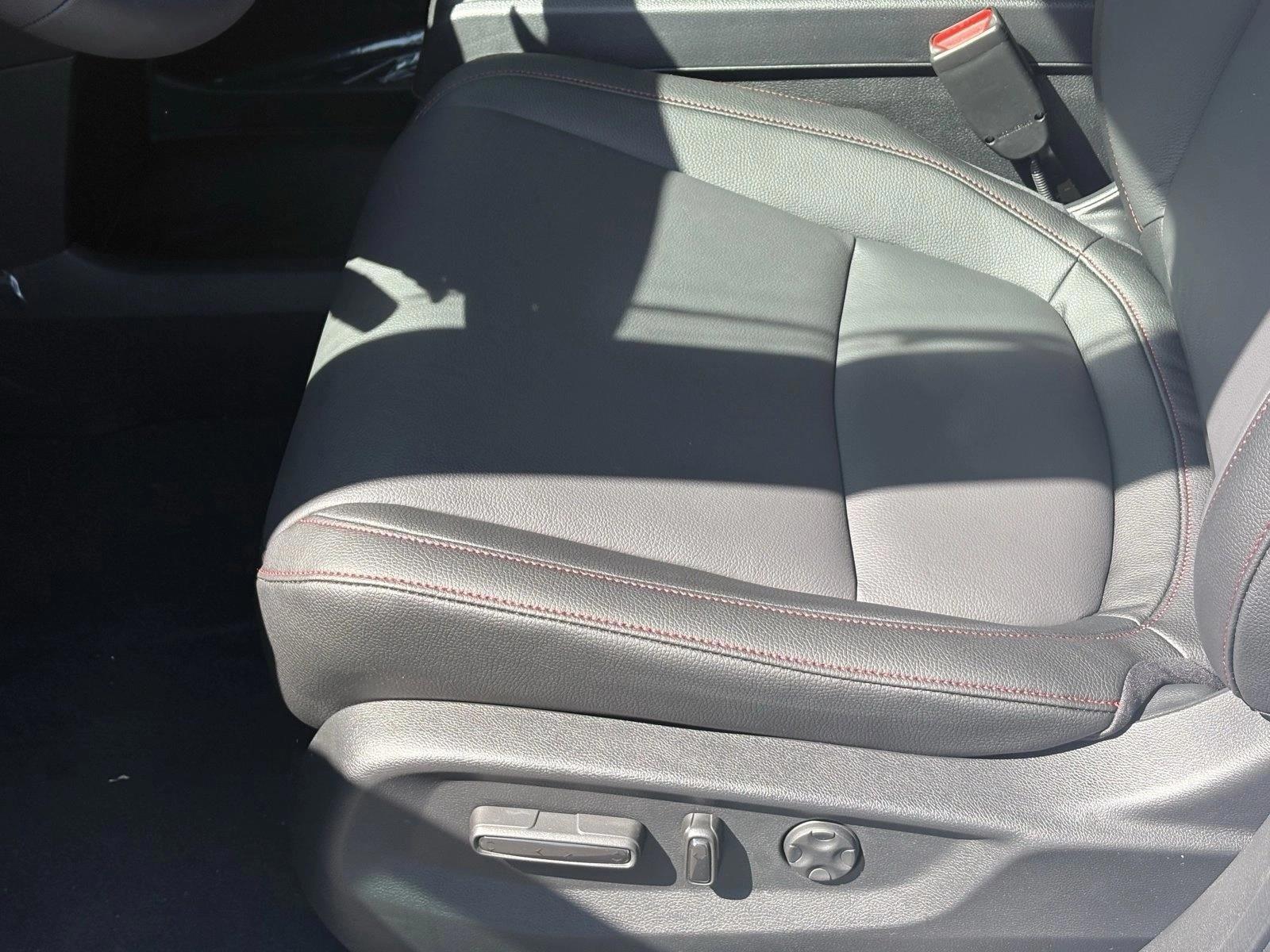 Thumbnail: 2026 Honda Odyssey - 3