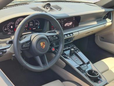 2025 Porsche 911