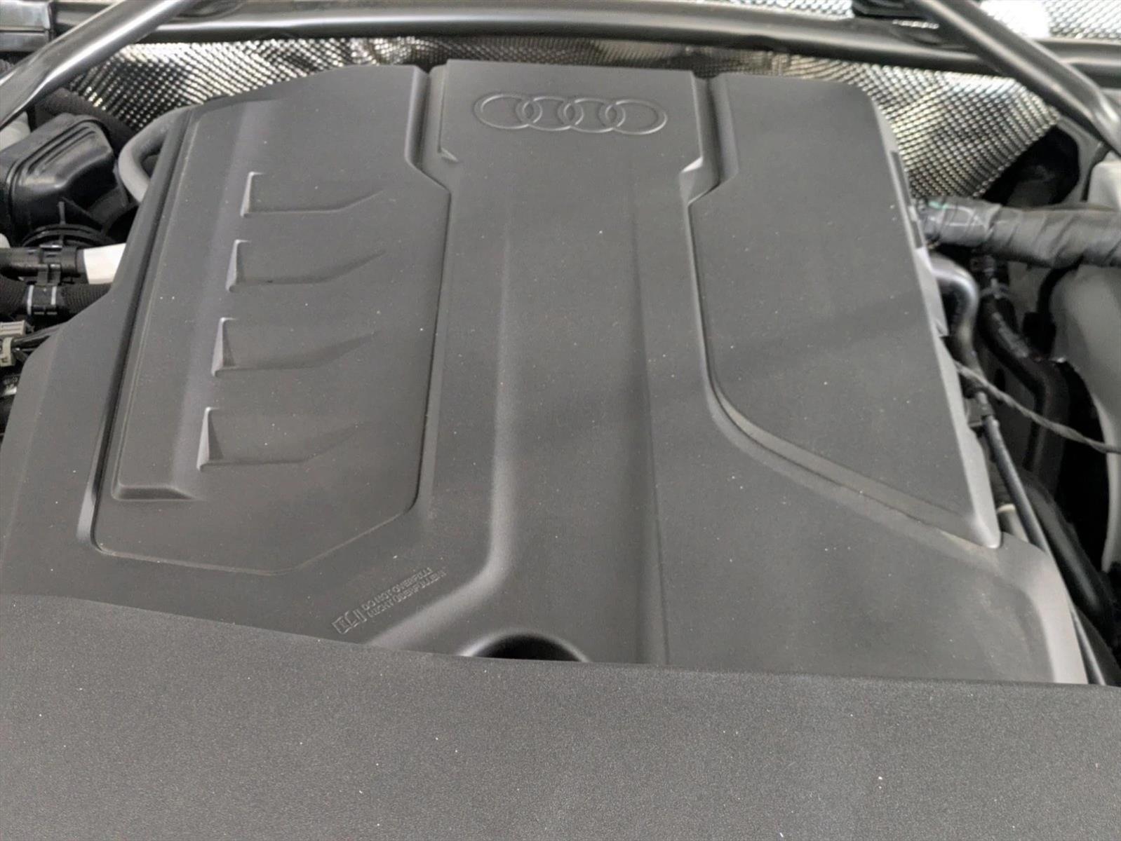 2025 Audi New Q5 Premium Plus - Photo 17