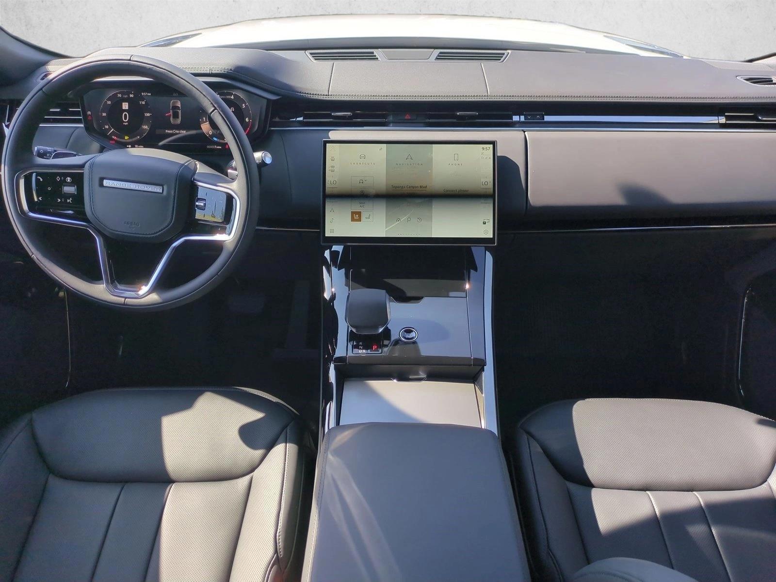 Thumbnail: 2027 Land Rover Range Rover Sport - 3
