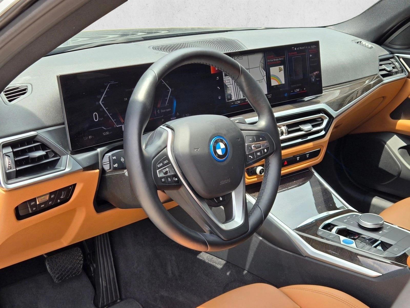 Thumbnail: 2023 BMW i4 - 3