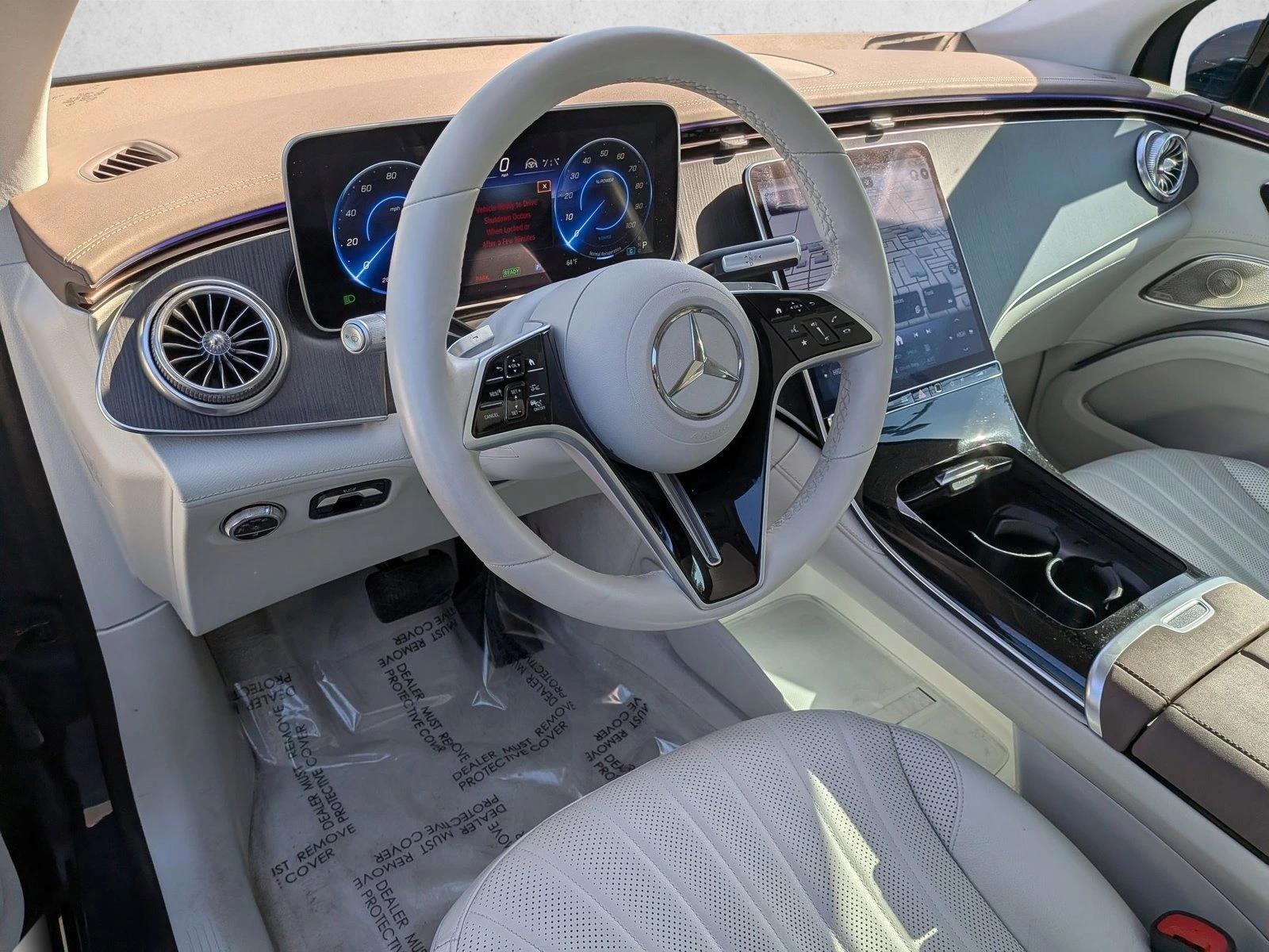 Thumbnail: 2023 Mercedes-Benz EQS - 3