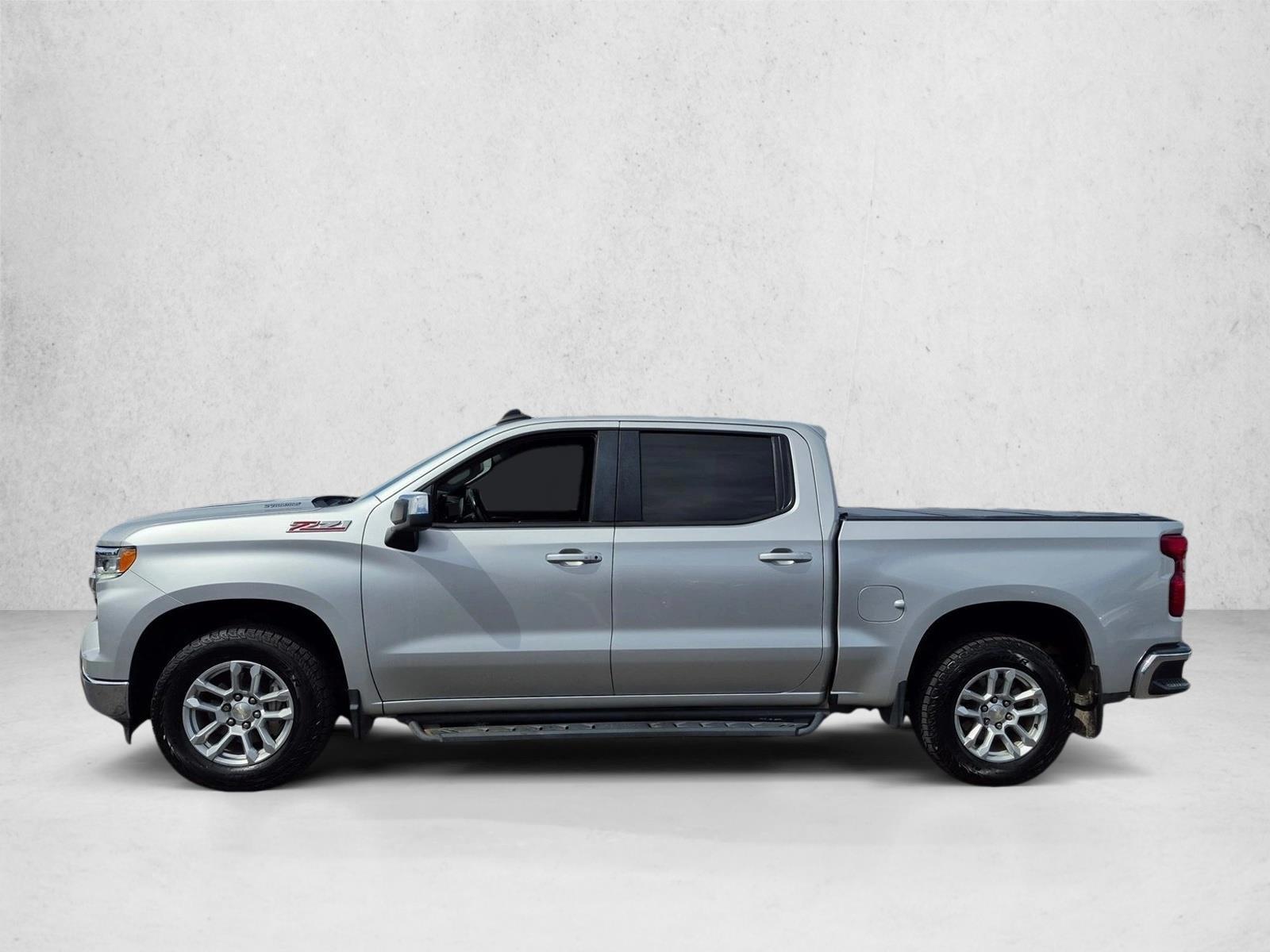 Thumbnail: 2022 Chevrolet Silverado 1500 - 2