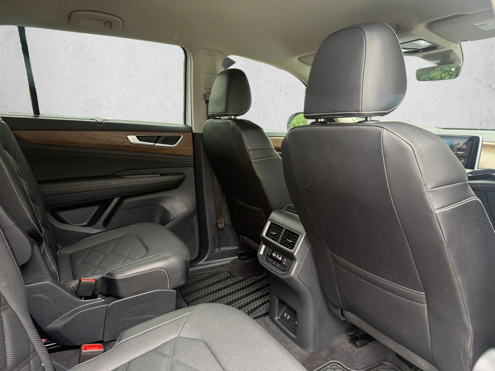 2024 Volkswagen Atlas SE w/Tech - Photo 22
