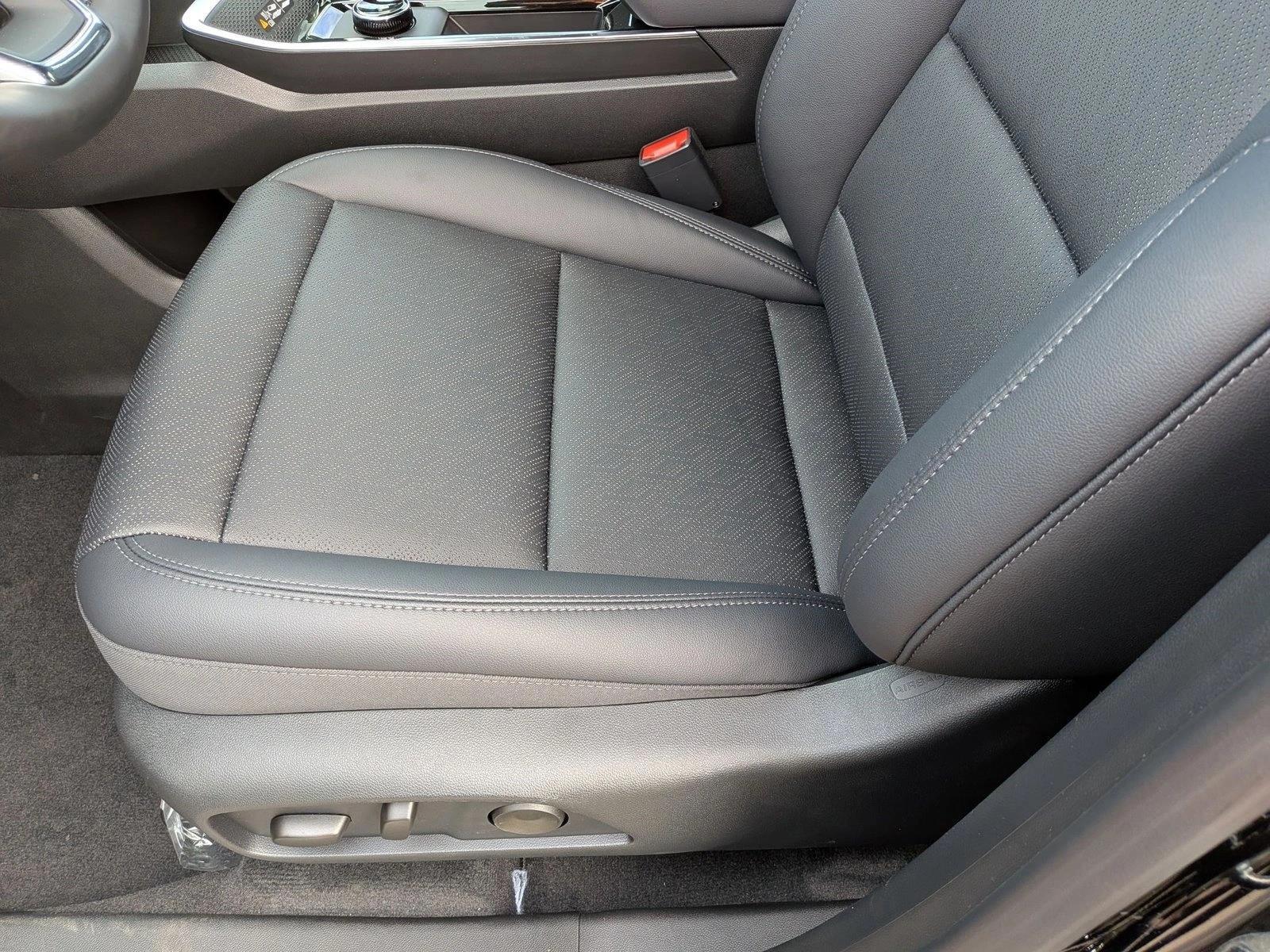 Thumbnail: 2026 Chevrolet Equinox - 4