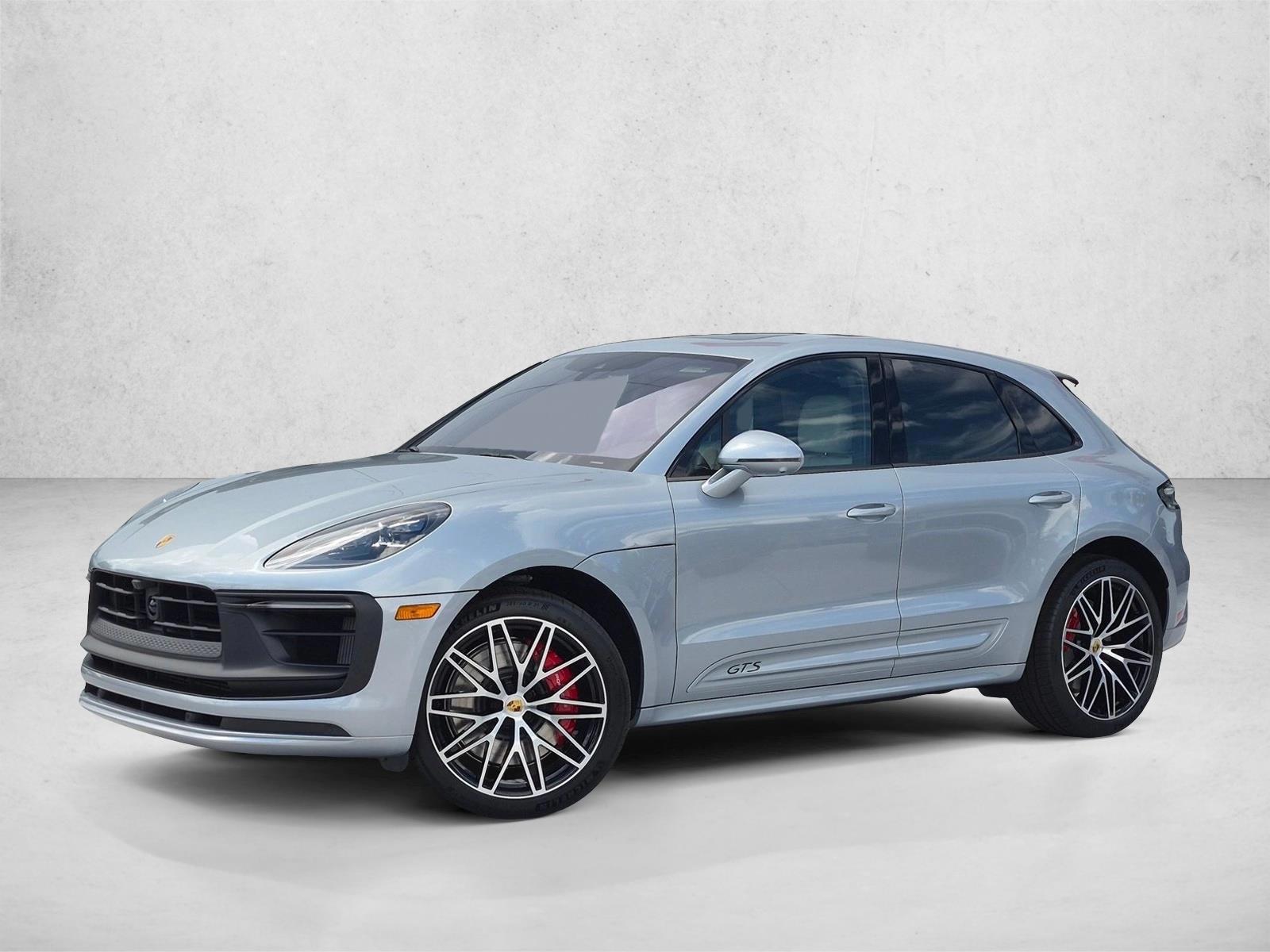 Thumbnail: 2026 Porsche Macan - 1
