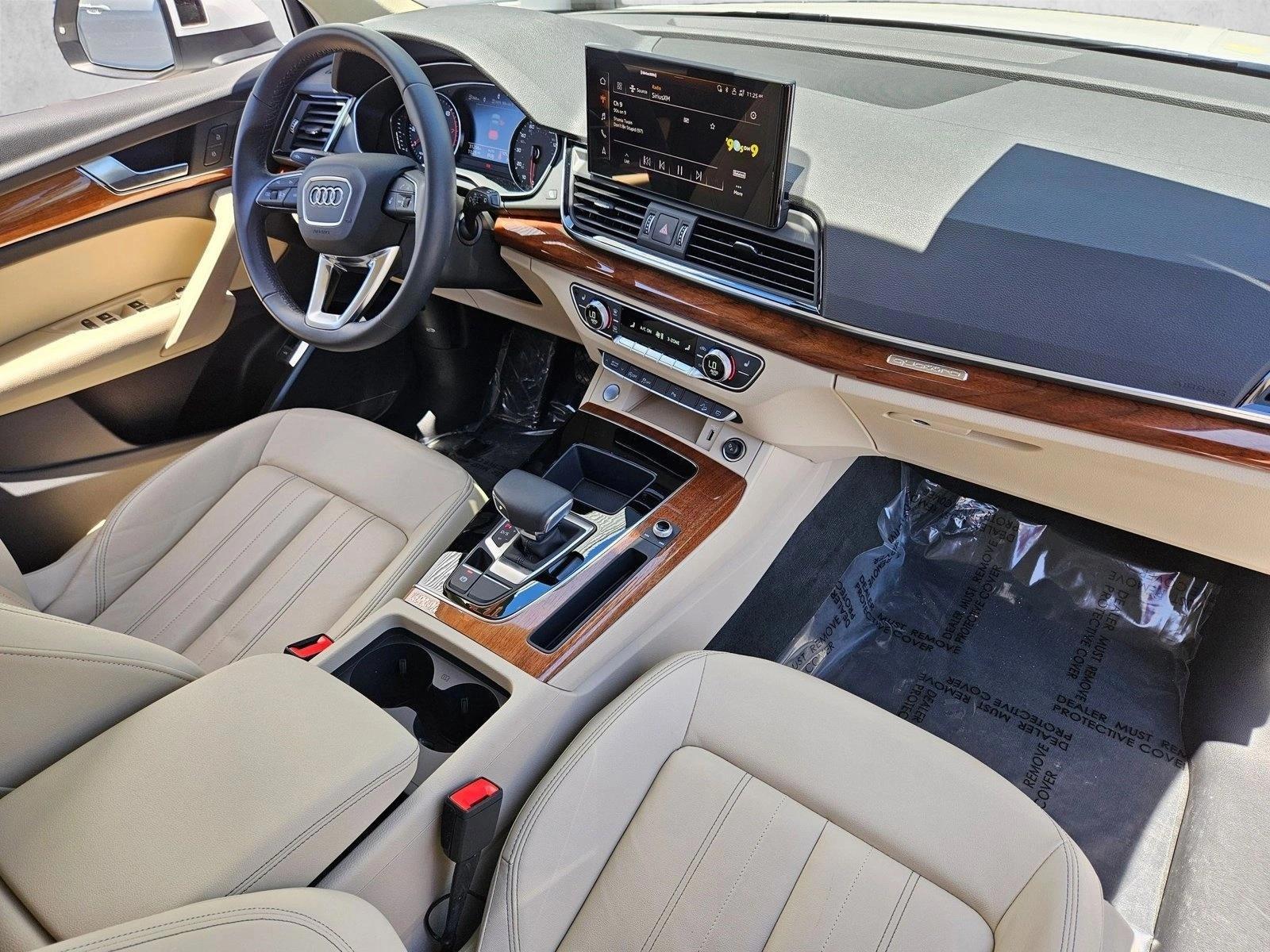 Thumbnail: 2023 Audi Q5 - 4