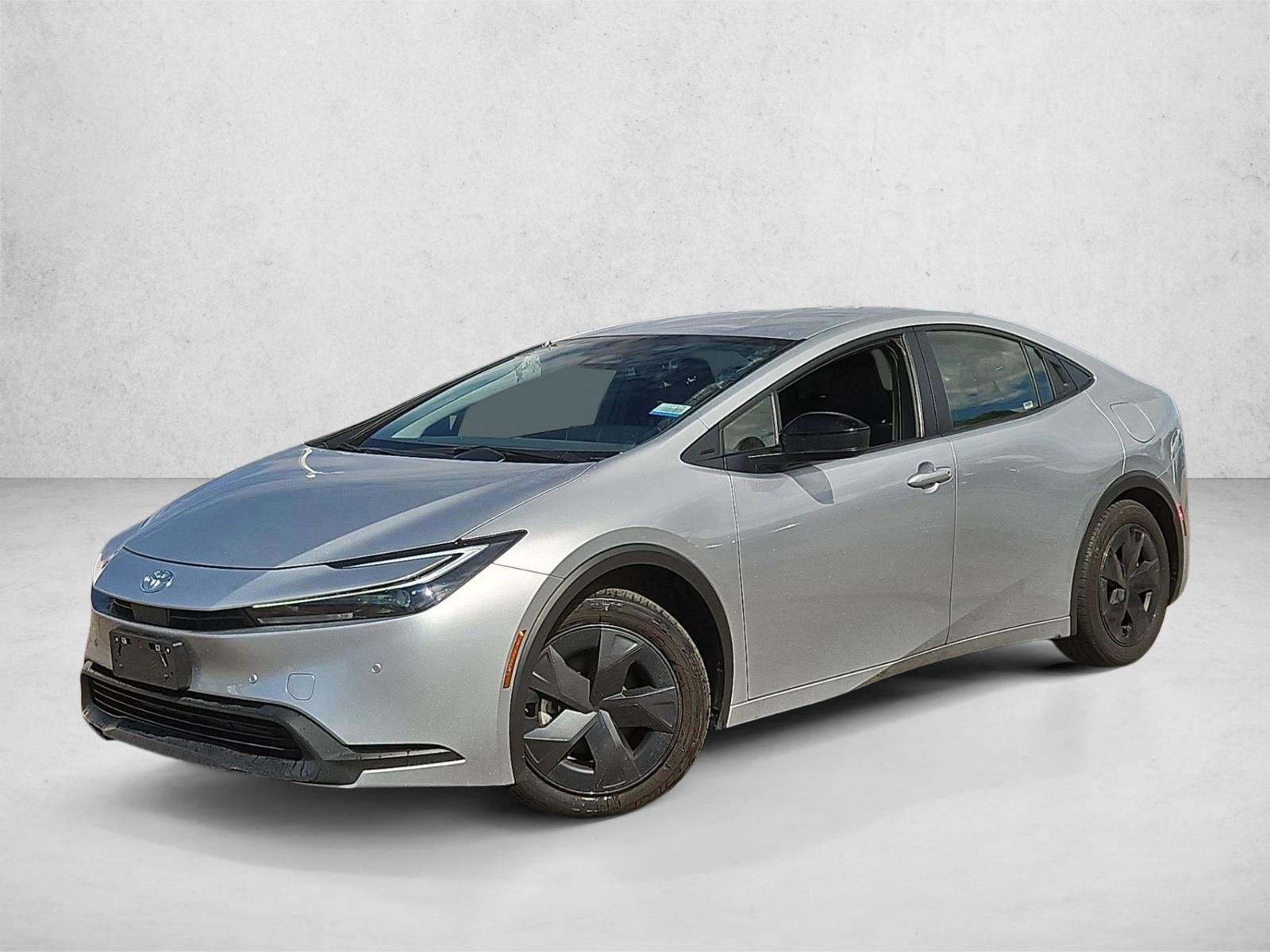 2025 Toyota Prius LE