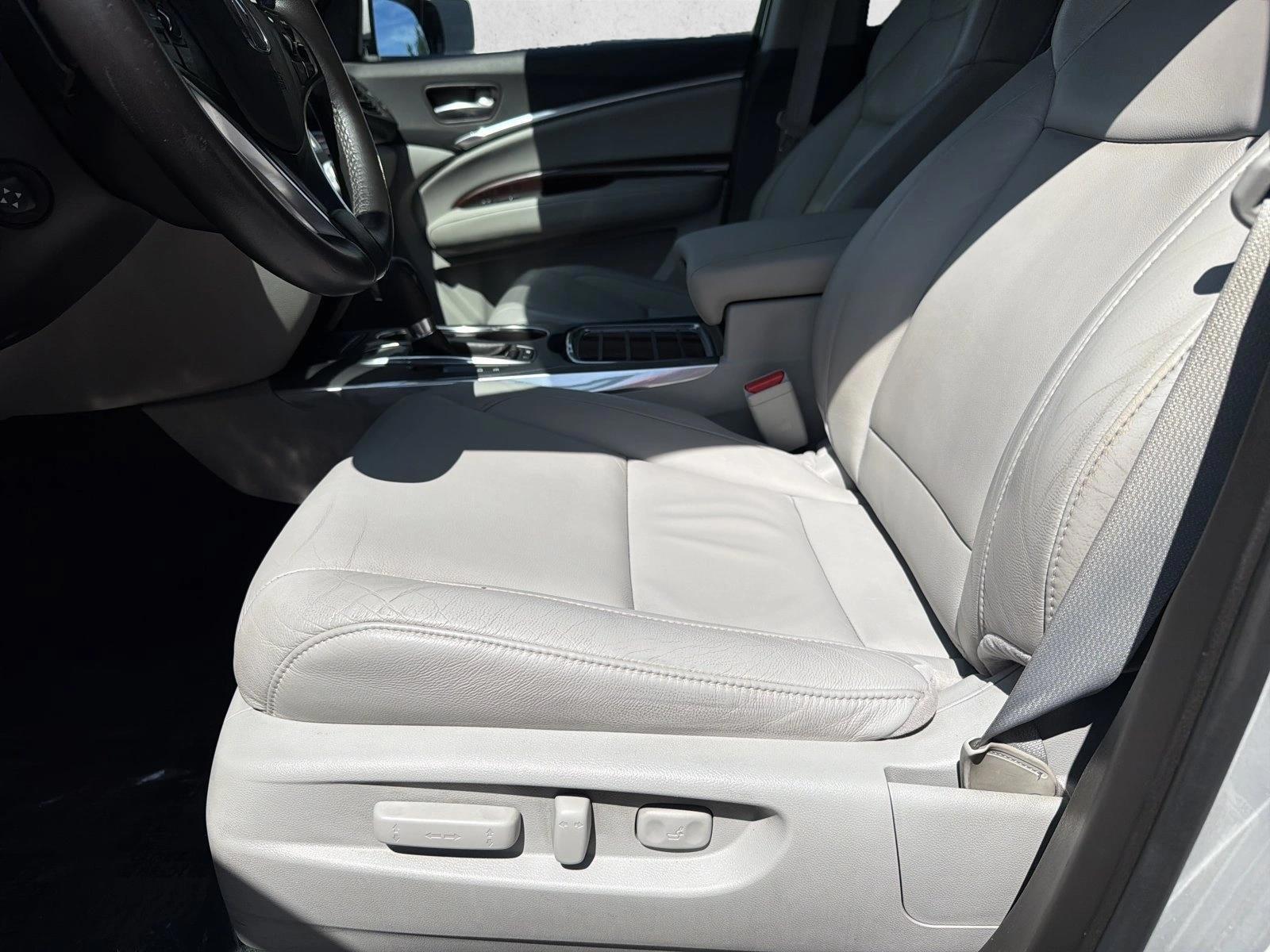Thumbnail: 2015 Acura MDX - 4