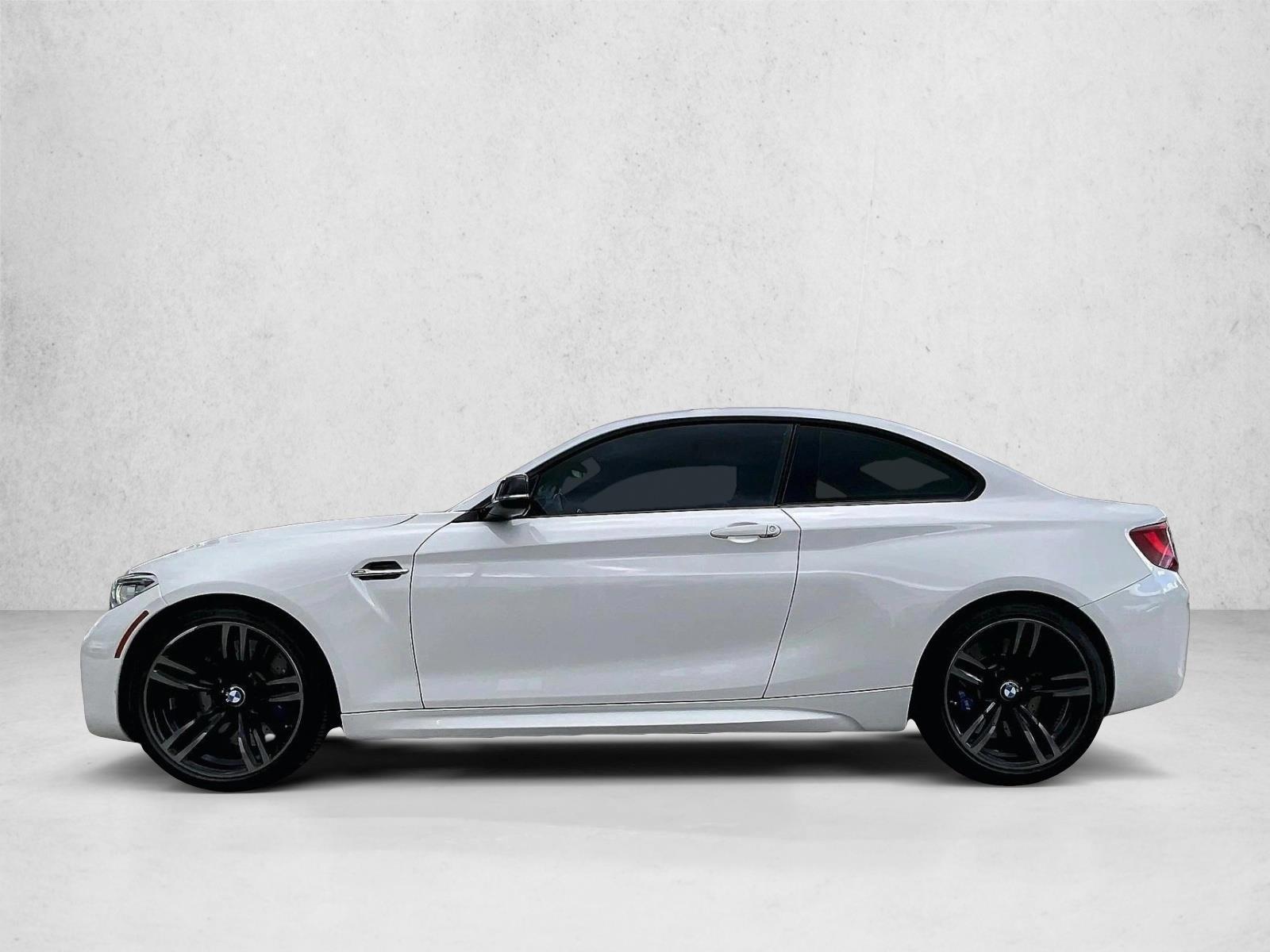 Thumbnail: 2017 BMW M2 - 2