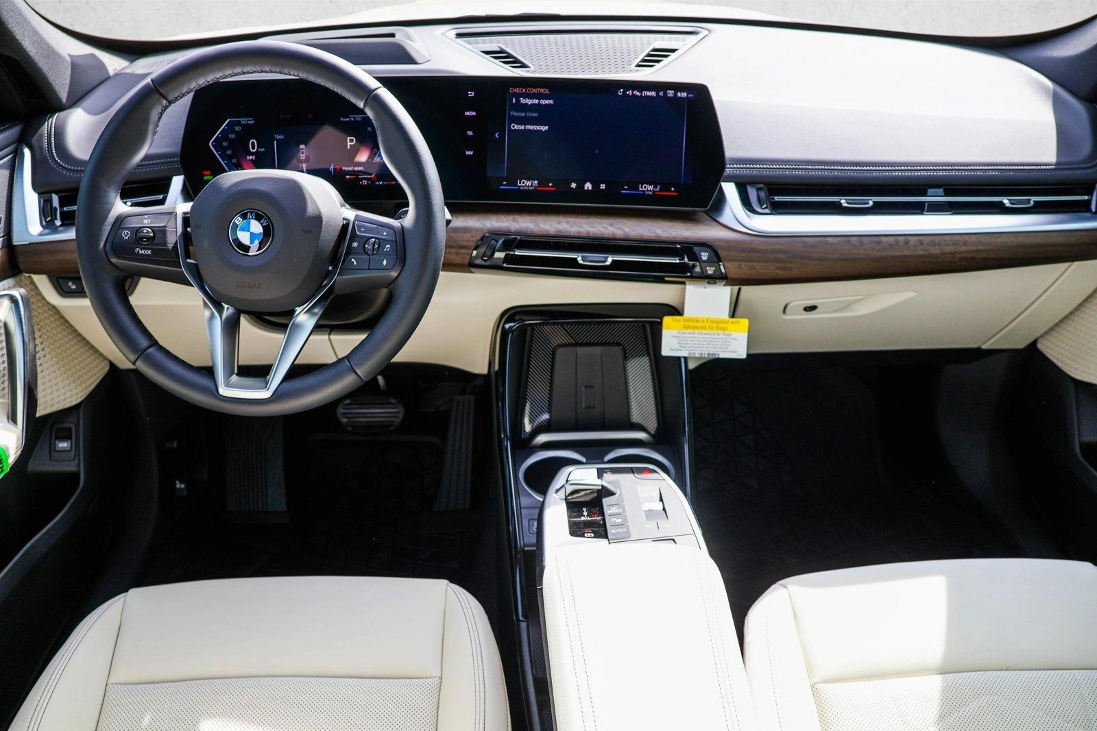 Thumbnail: 2026 BMW X1 - 4