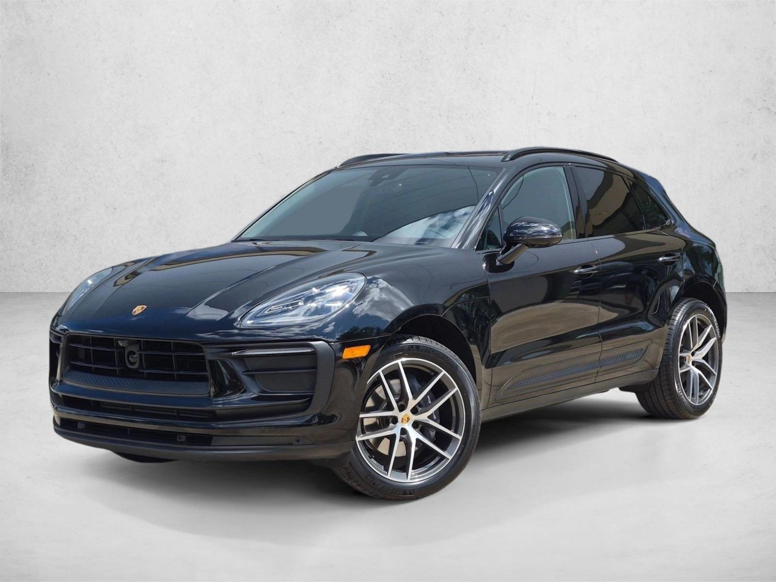 Thumbnail: 2026 Porsche Macan - 1