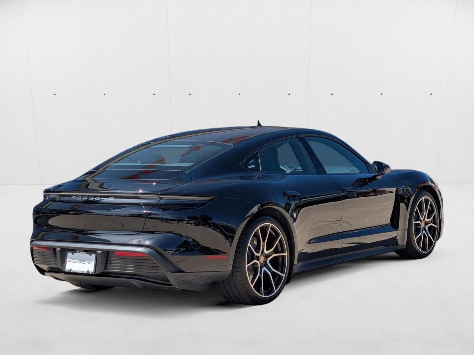 2025 Porsche Taycan Base - Photo 9