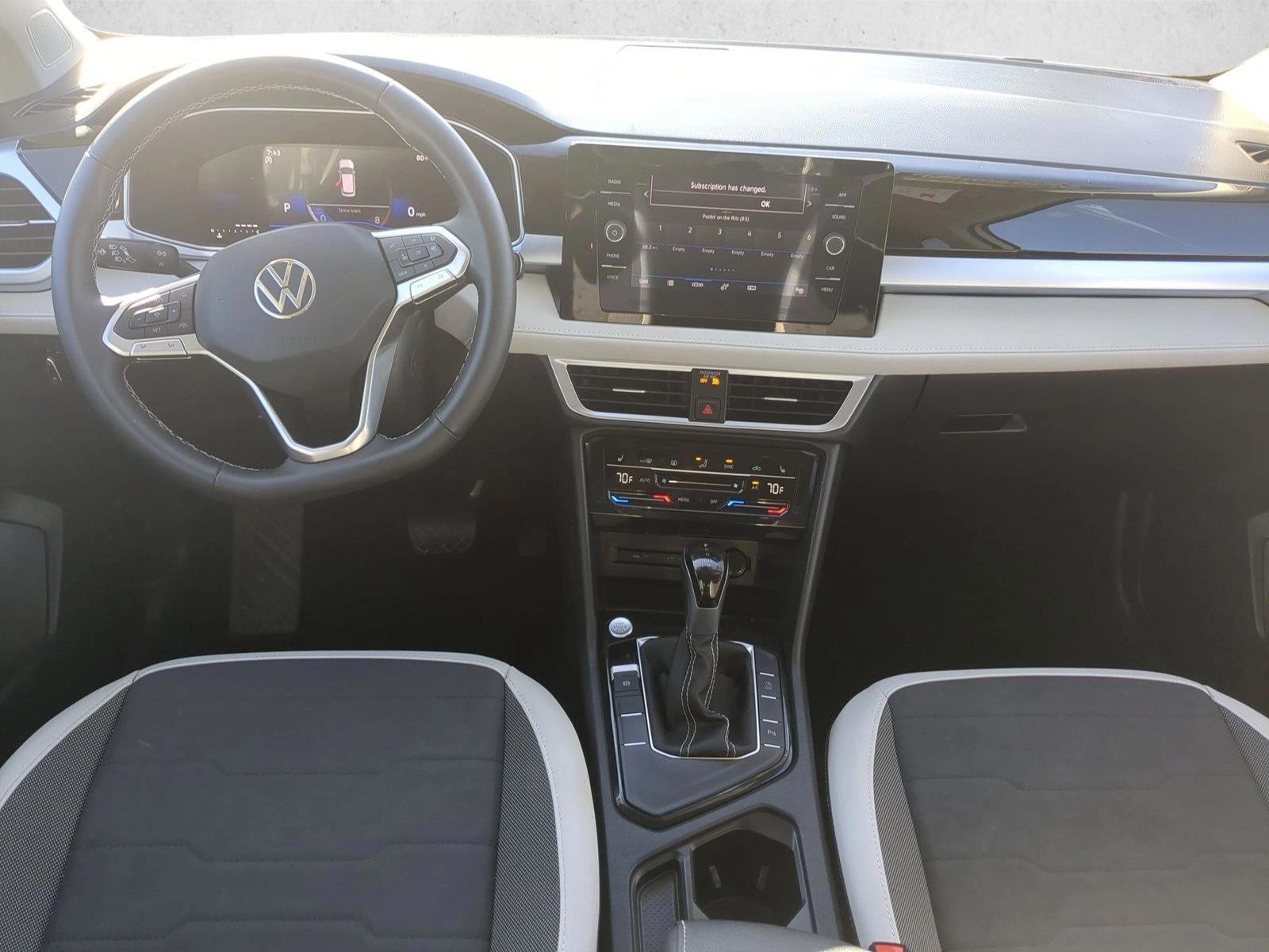 Thumbnail: 2026 Volkswagen Taos - 4