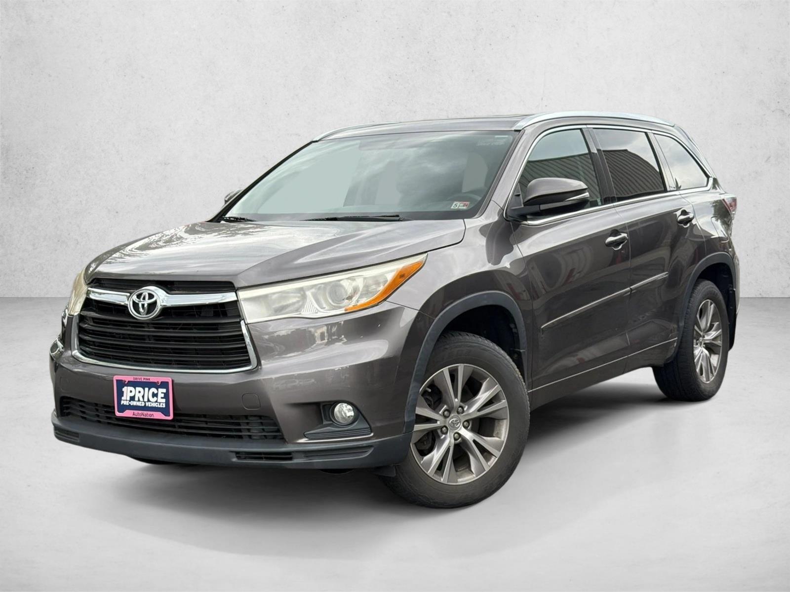 Thumbnail: 2014 Toyota Highlander - 1
