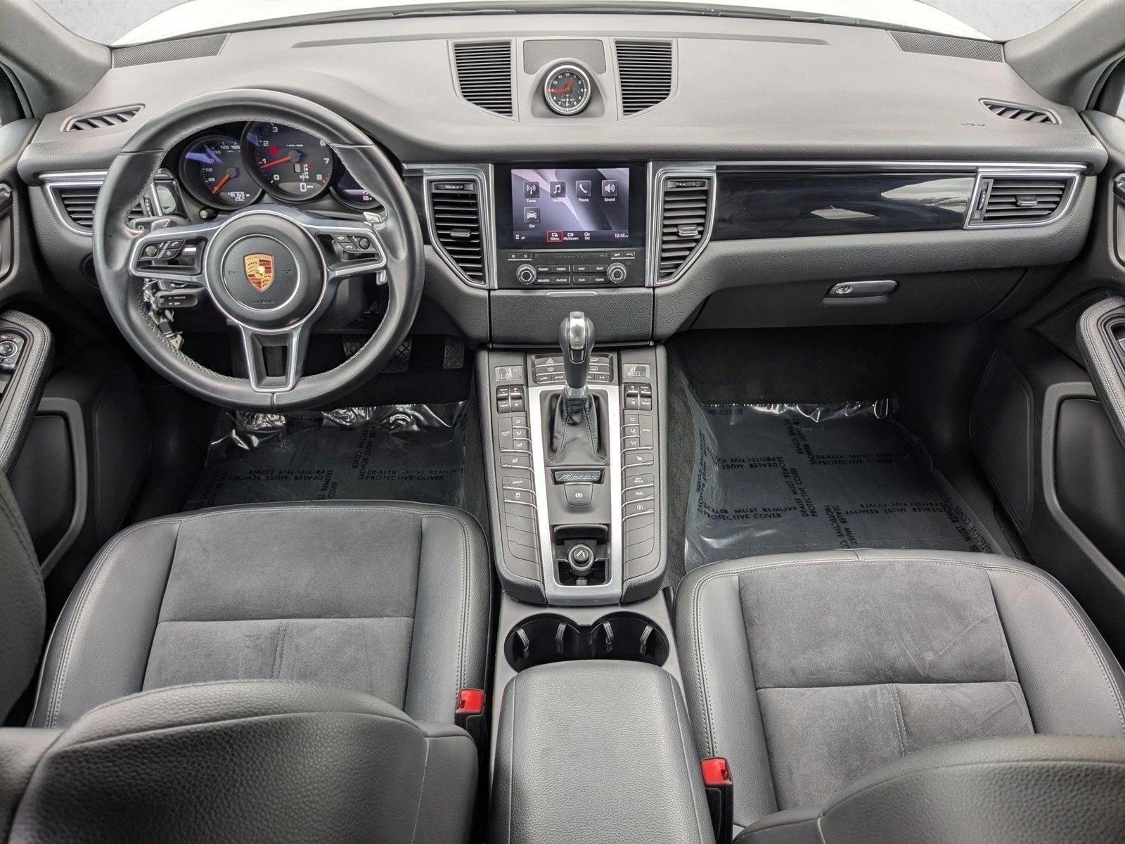 Thumbnail: 2017 Porsche Macan - 4
