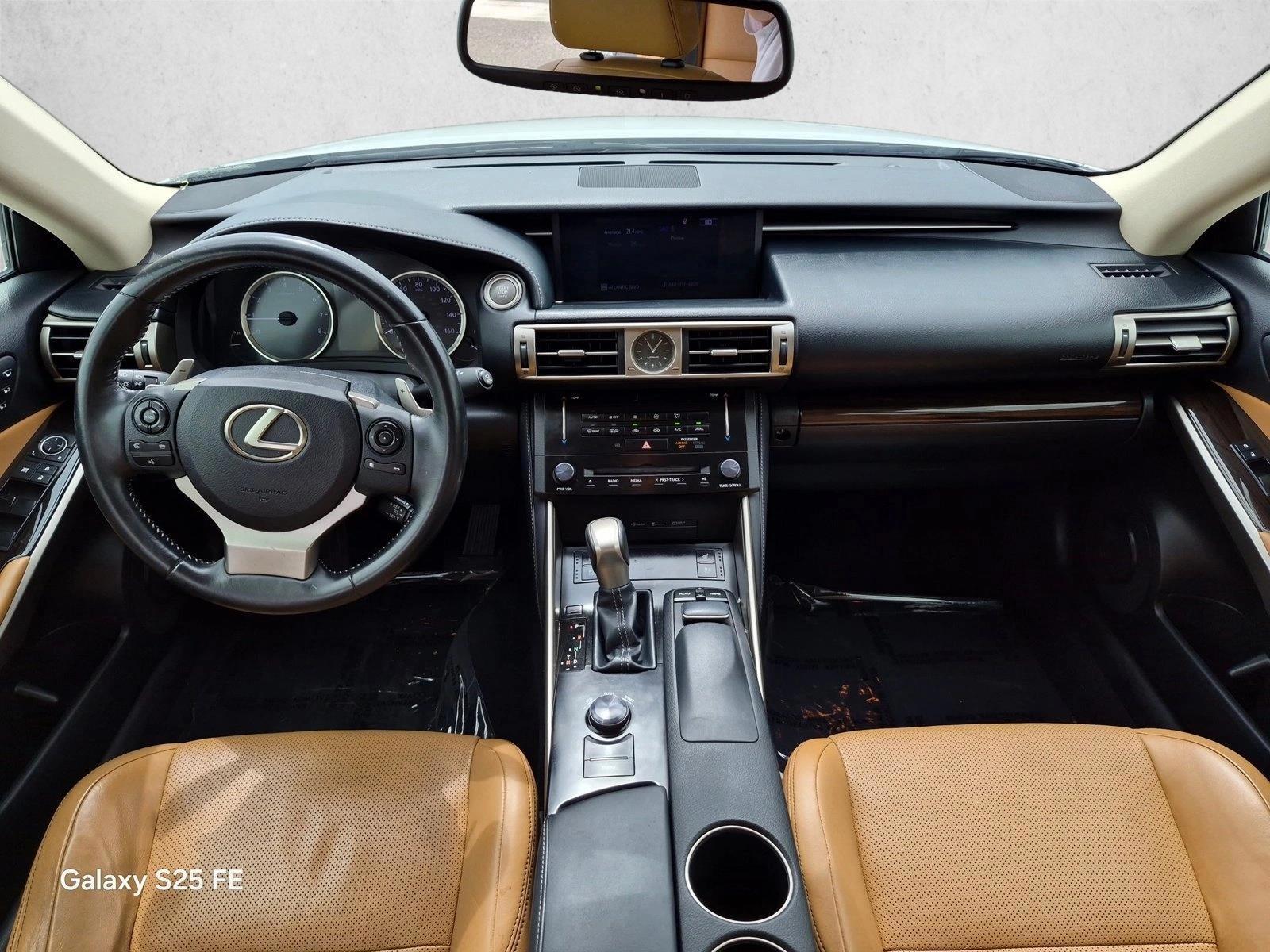 Thumbnail: 2014 Lexus IS - 4