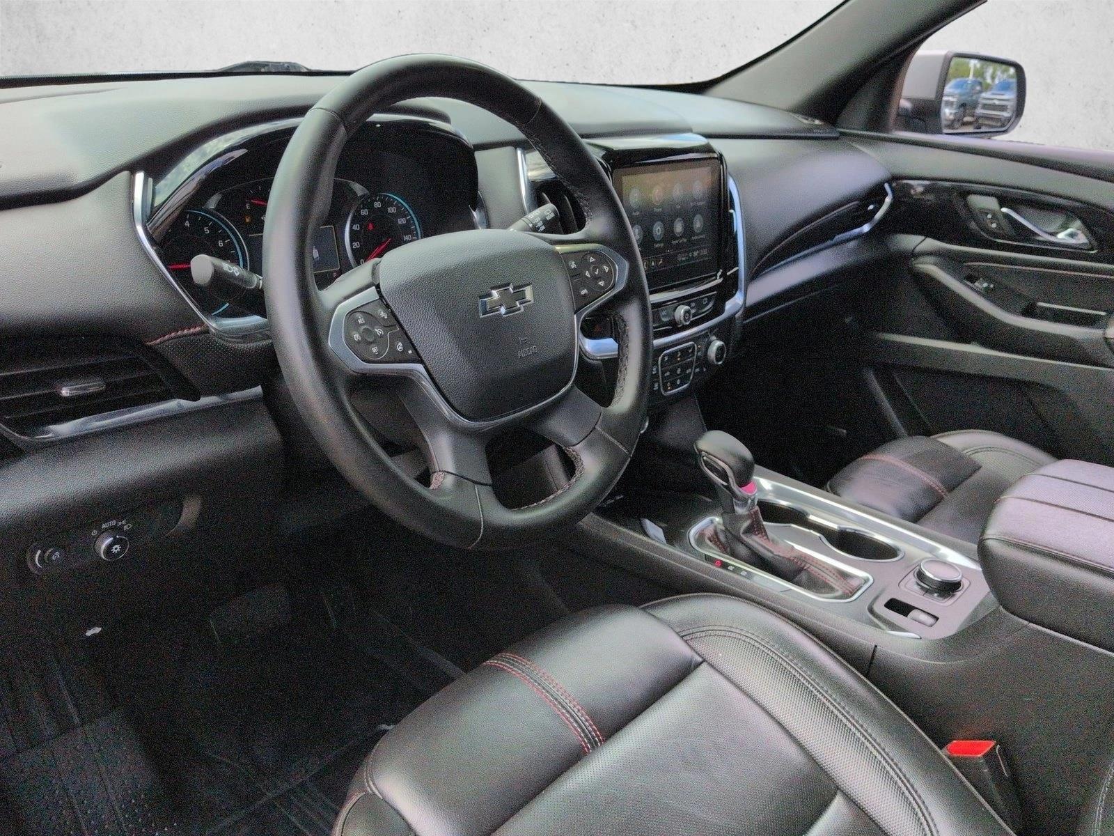 Thumbnail: 2023 Chevrolet Traverse - 4