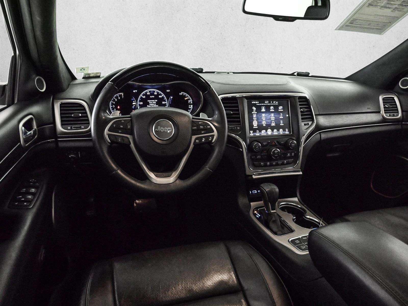 Thumbnail: 2016 Jeep Grand Cherokee - 3
