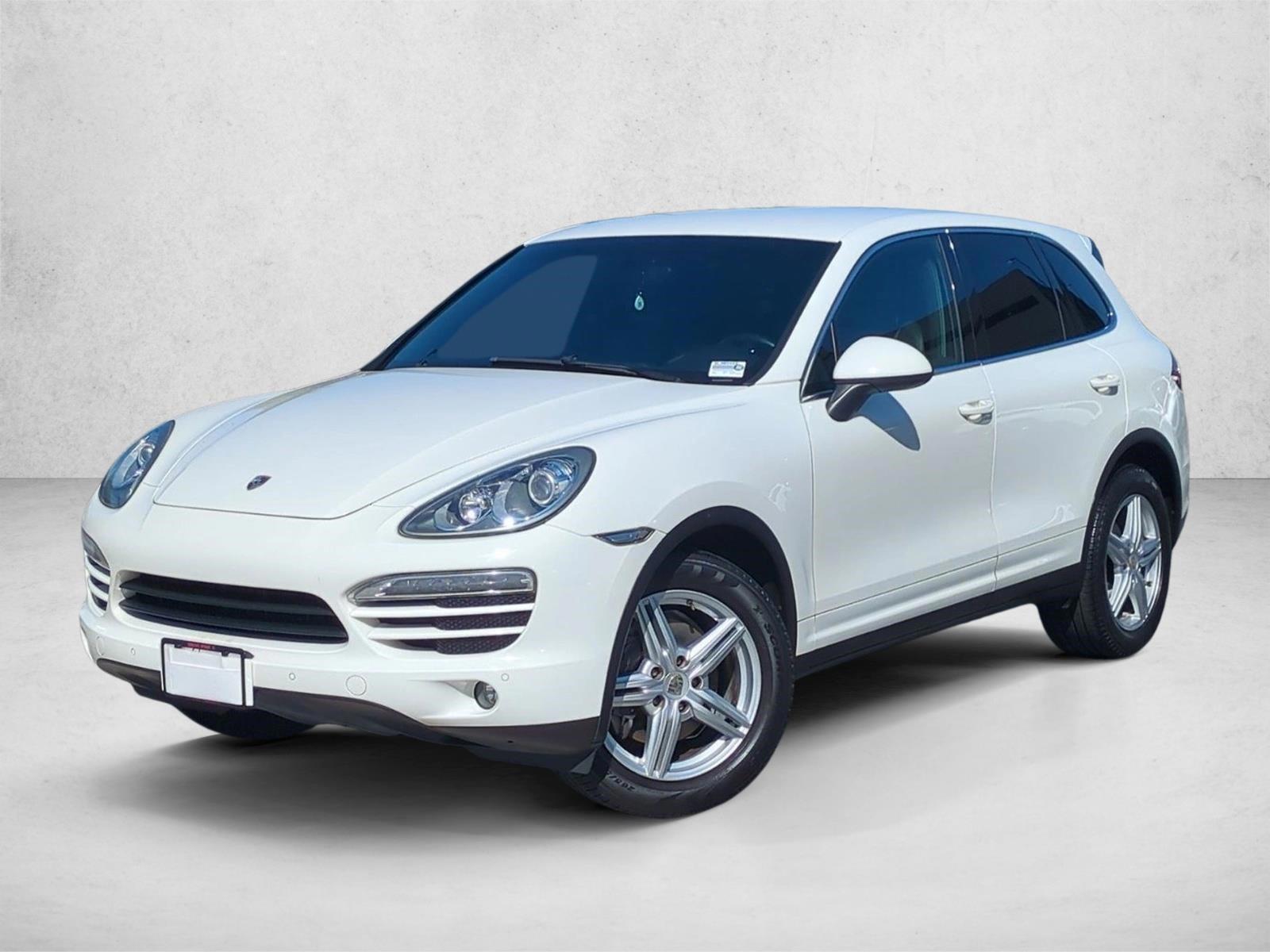 Thumbnail: 2011 Porsche Cayenne - 1