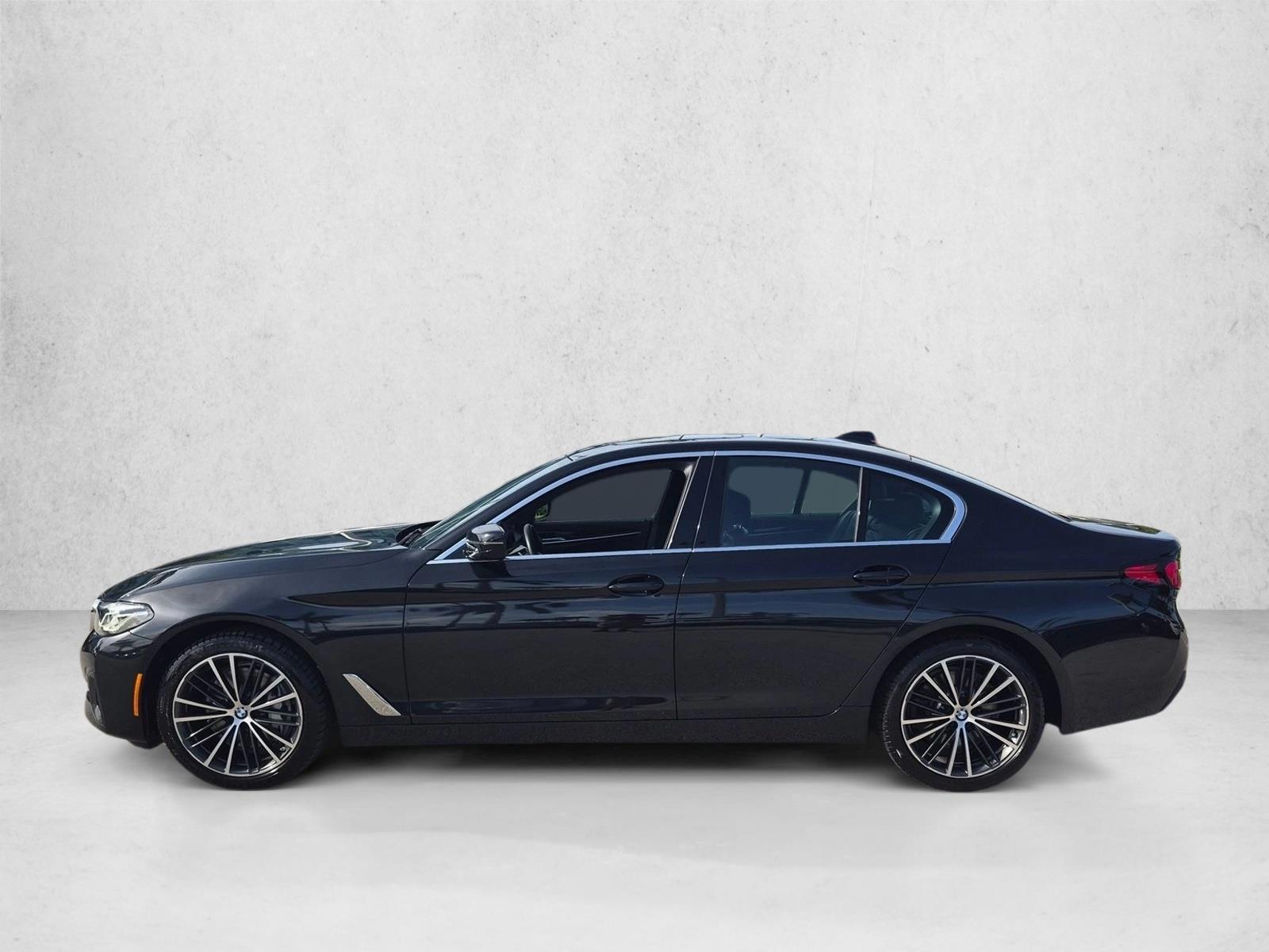 Thumbnail: 2023 BMW 5 Series - 2