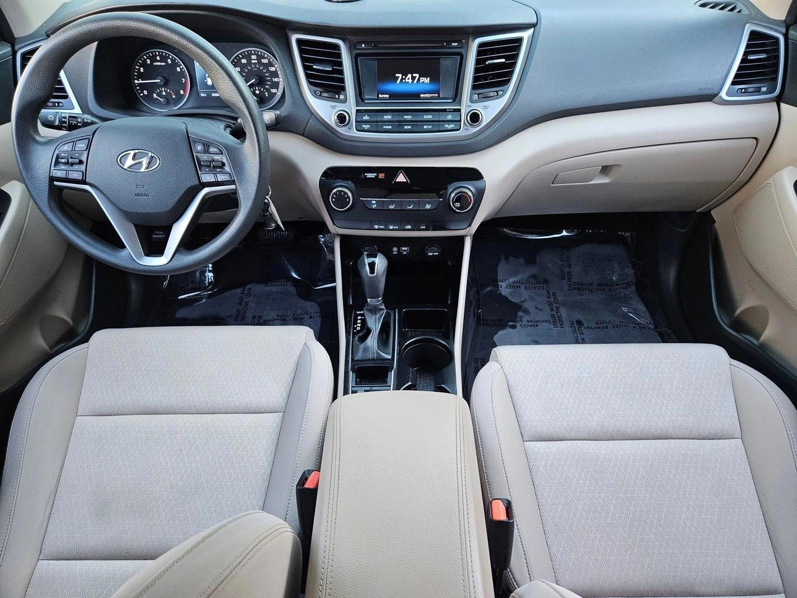 Thumbnail: 2016 Hyundai Tucson - 4