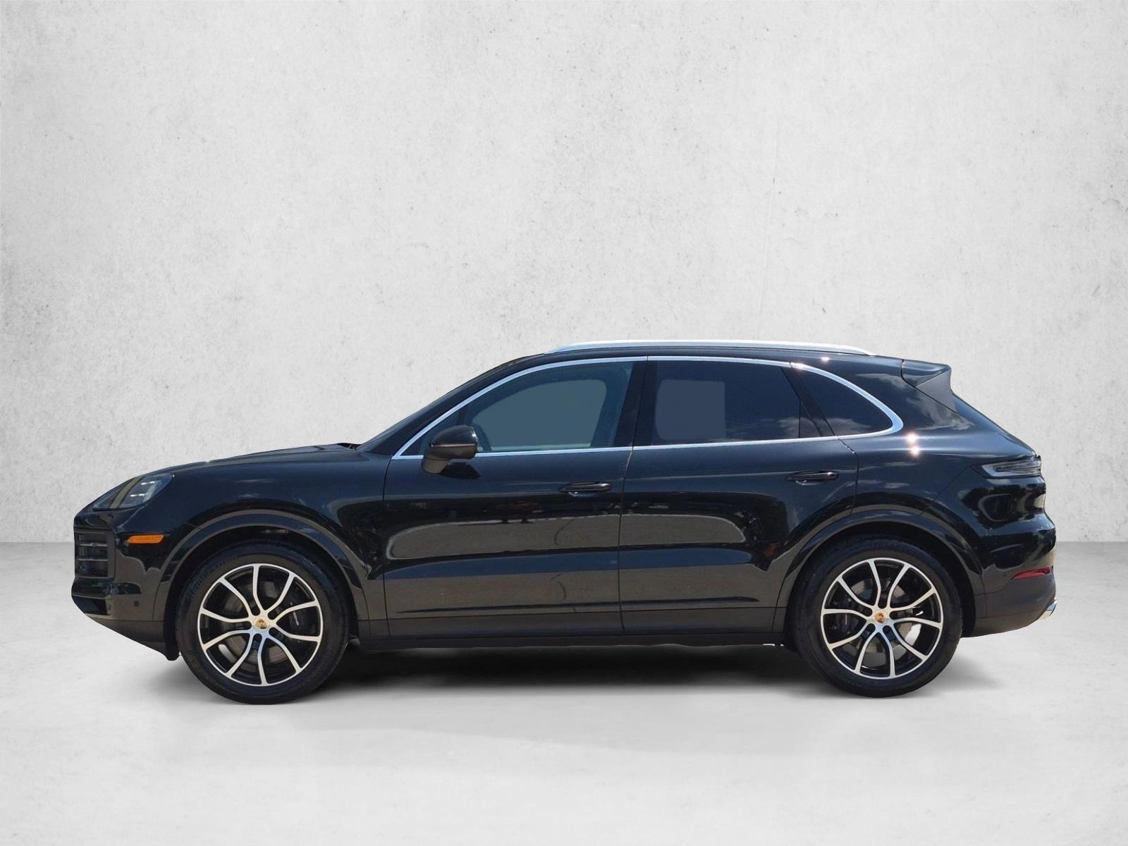 Thumbnail: 2026 Porsche Cayenne - 2