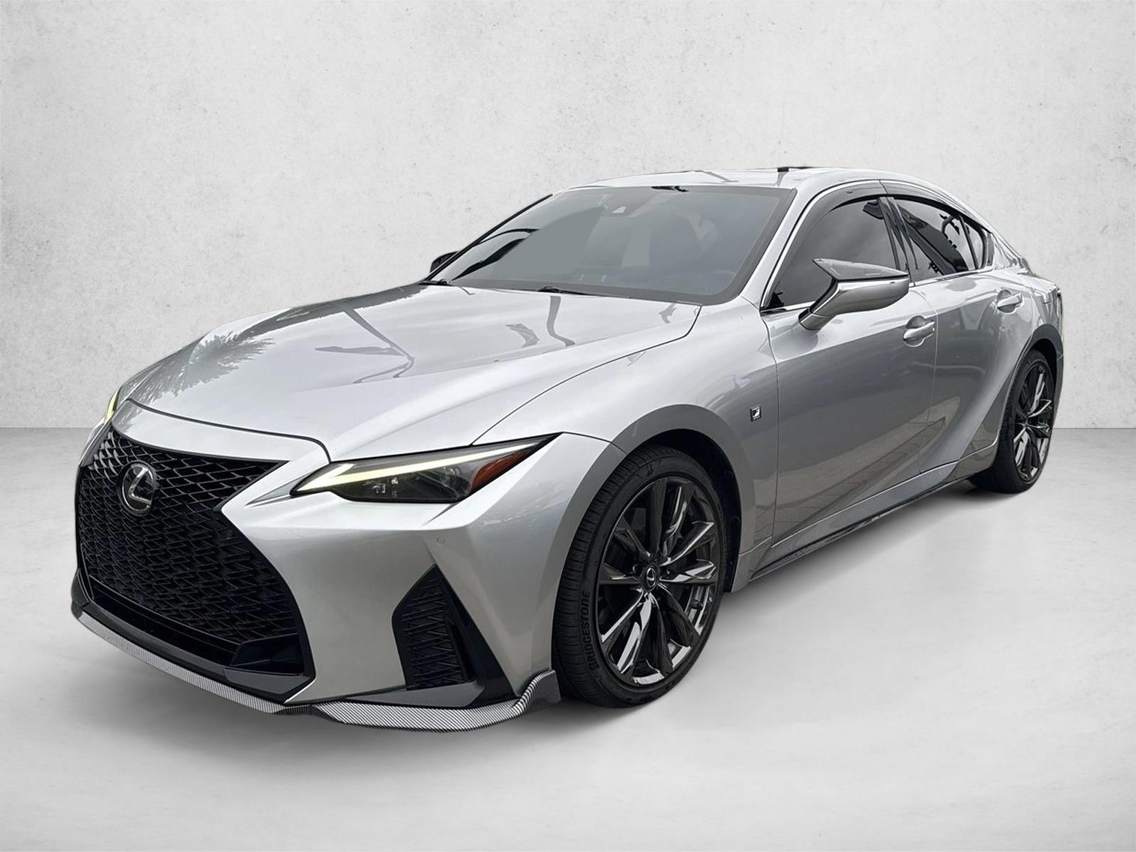 2022 Lexus IS