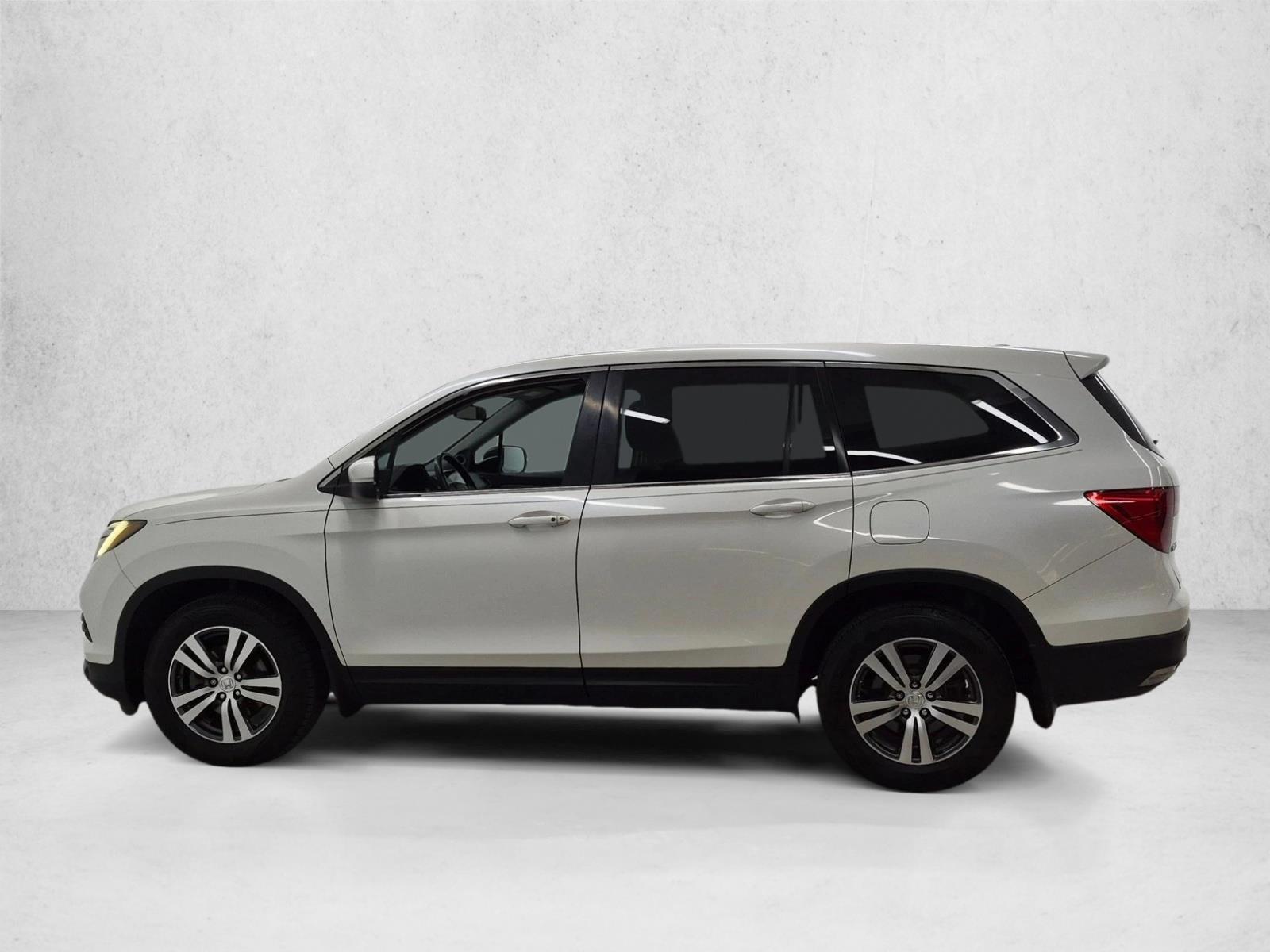 Thumbnail: 2018 Honda Pilot - 2