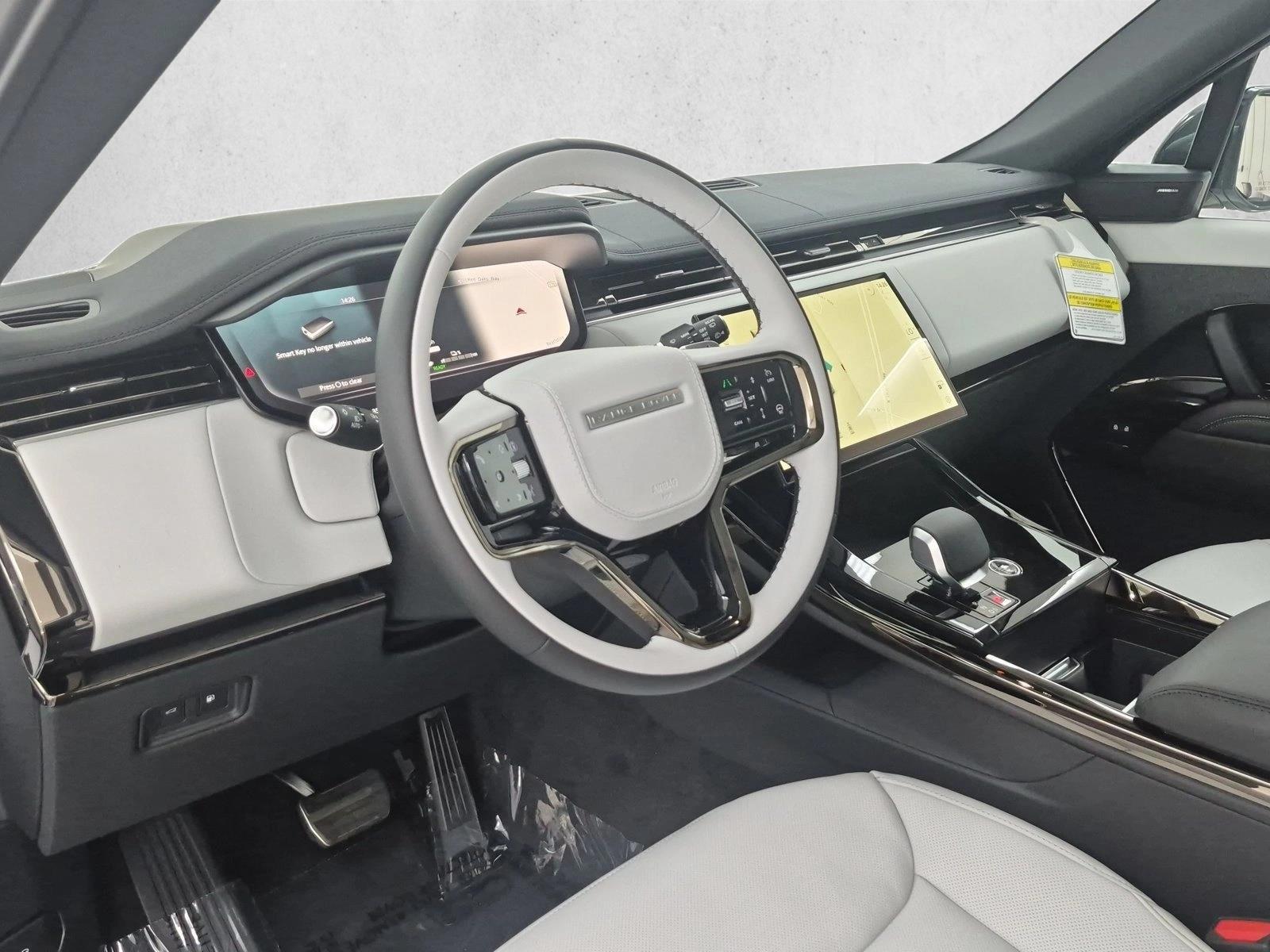Thumbnail: 2027 Land Rover Range Rover Sport - 3