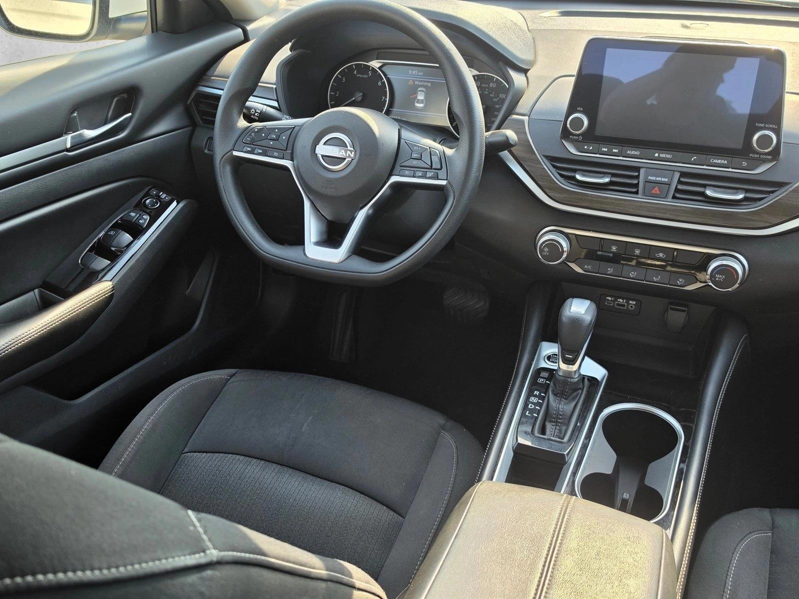 Thumbnail: 2023 Nissan Altima - 4