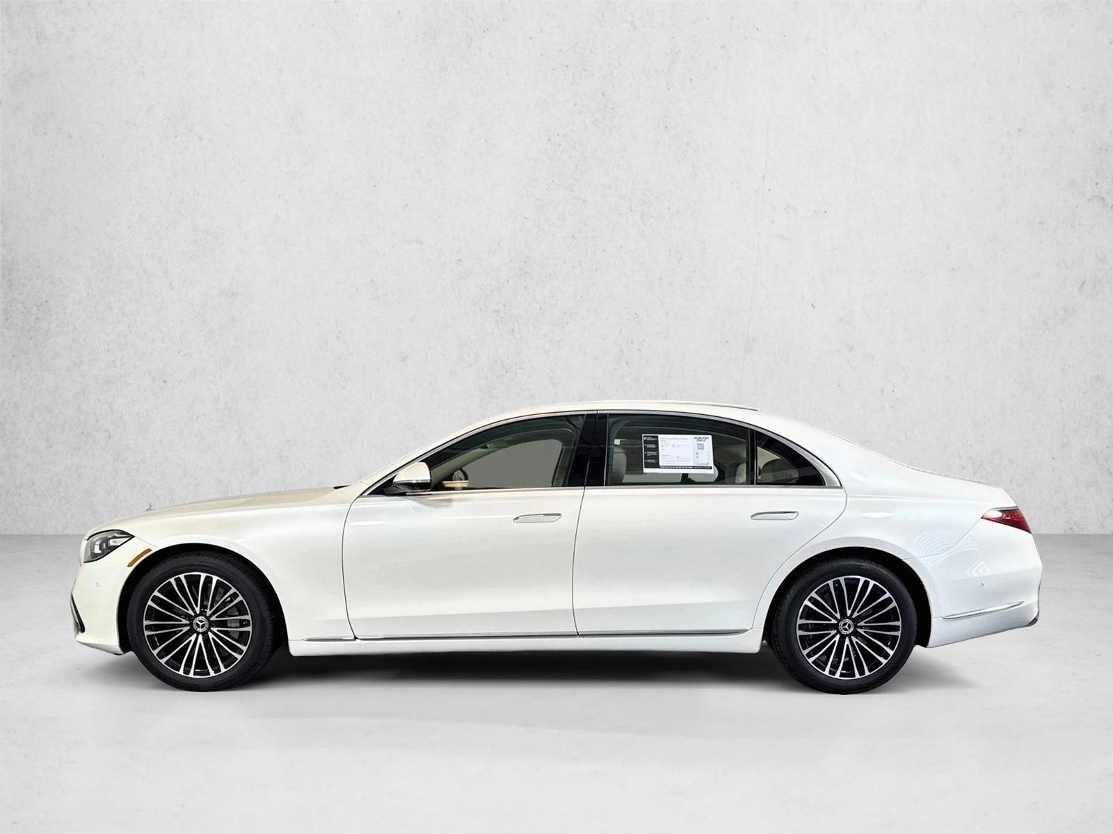 Thumbnail: 2023 Mercedes-Benz S-Class - 2