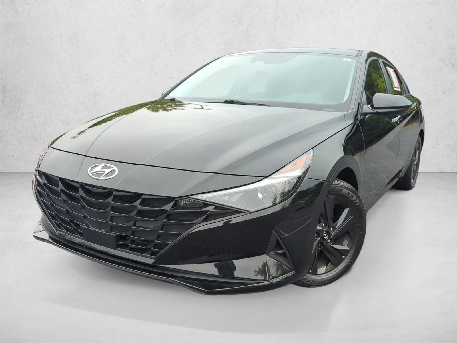 Thumbnail: 2021 Hyundai Elantra - 1