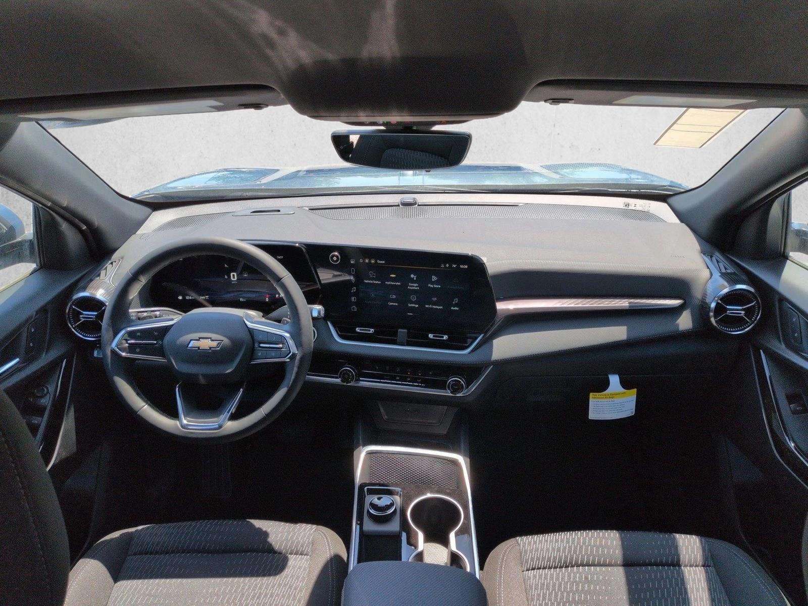 Thumbnail: 2026 Chevrolet Equinox - 3