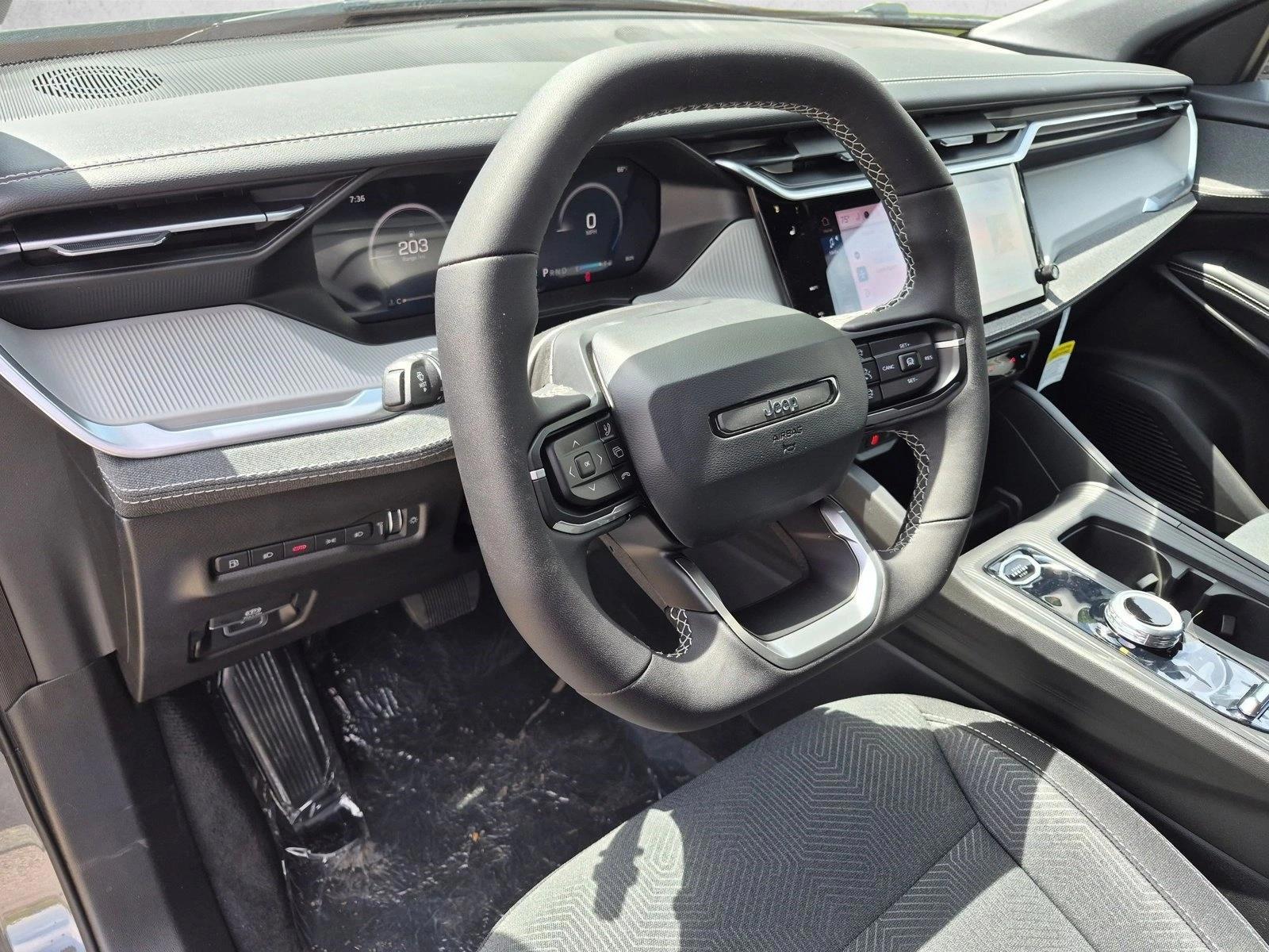 Thumbnail: 2026 Jeep Cherokee - 3