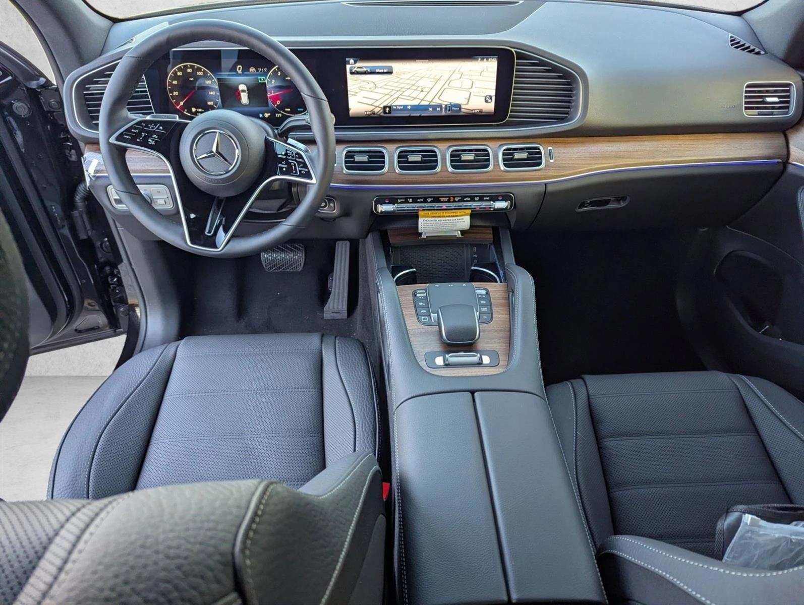 Thumbnail: 2026 Mercedes-Benz GLE - 2